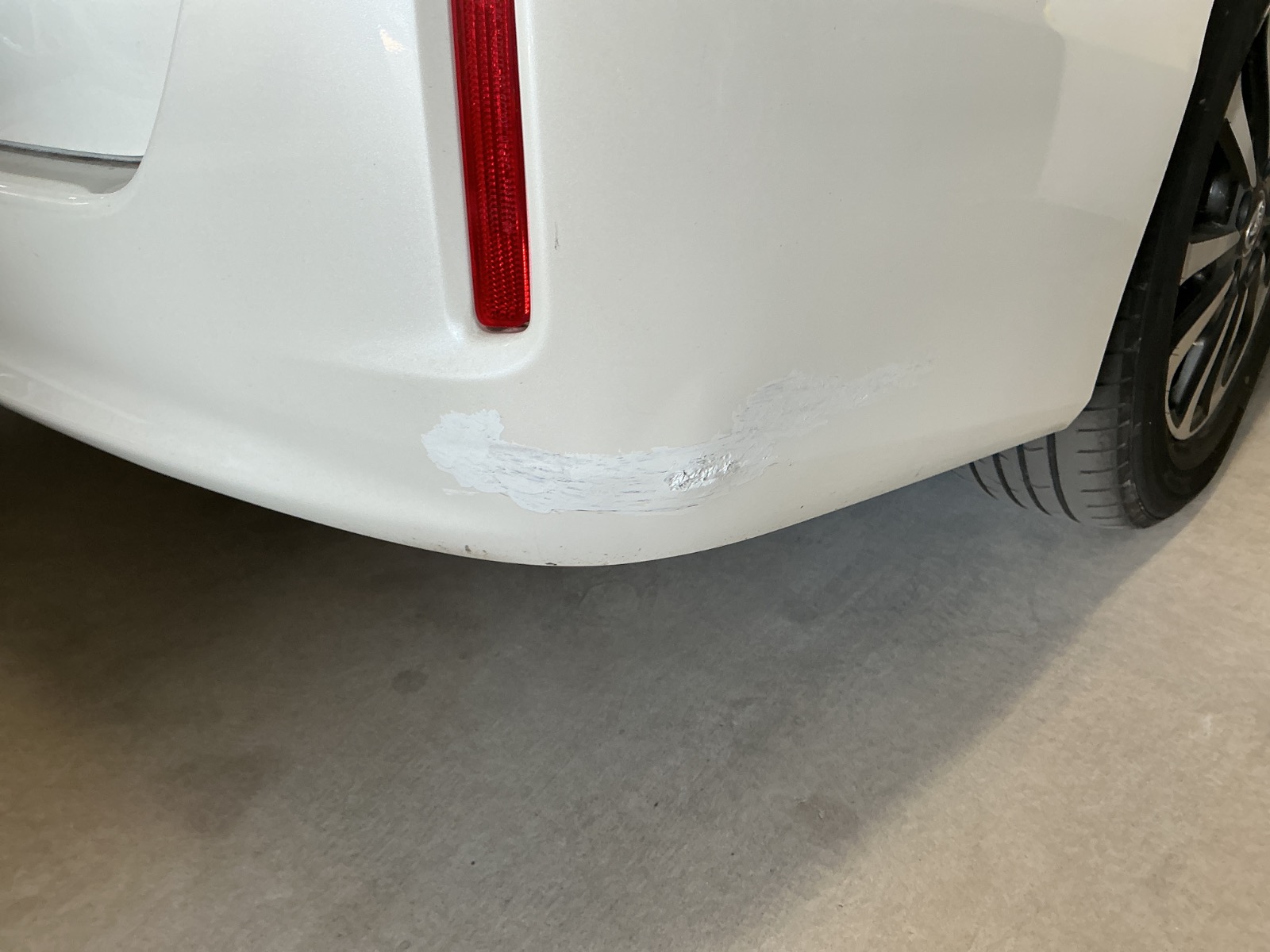 キズ・ヘコミ_56