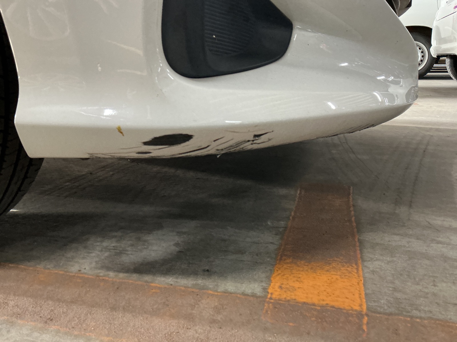 キズ・ヘコミ_06