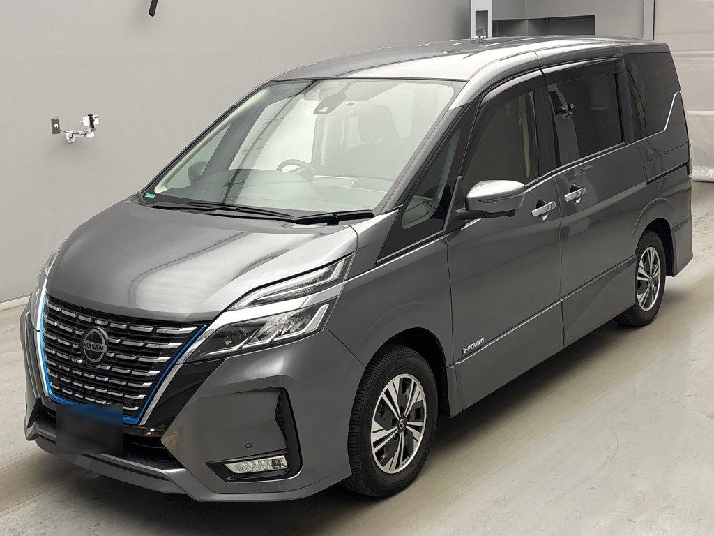 日産 セレナ e-パワー ハイウェイスターV
