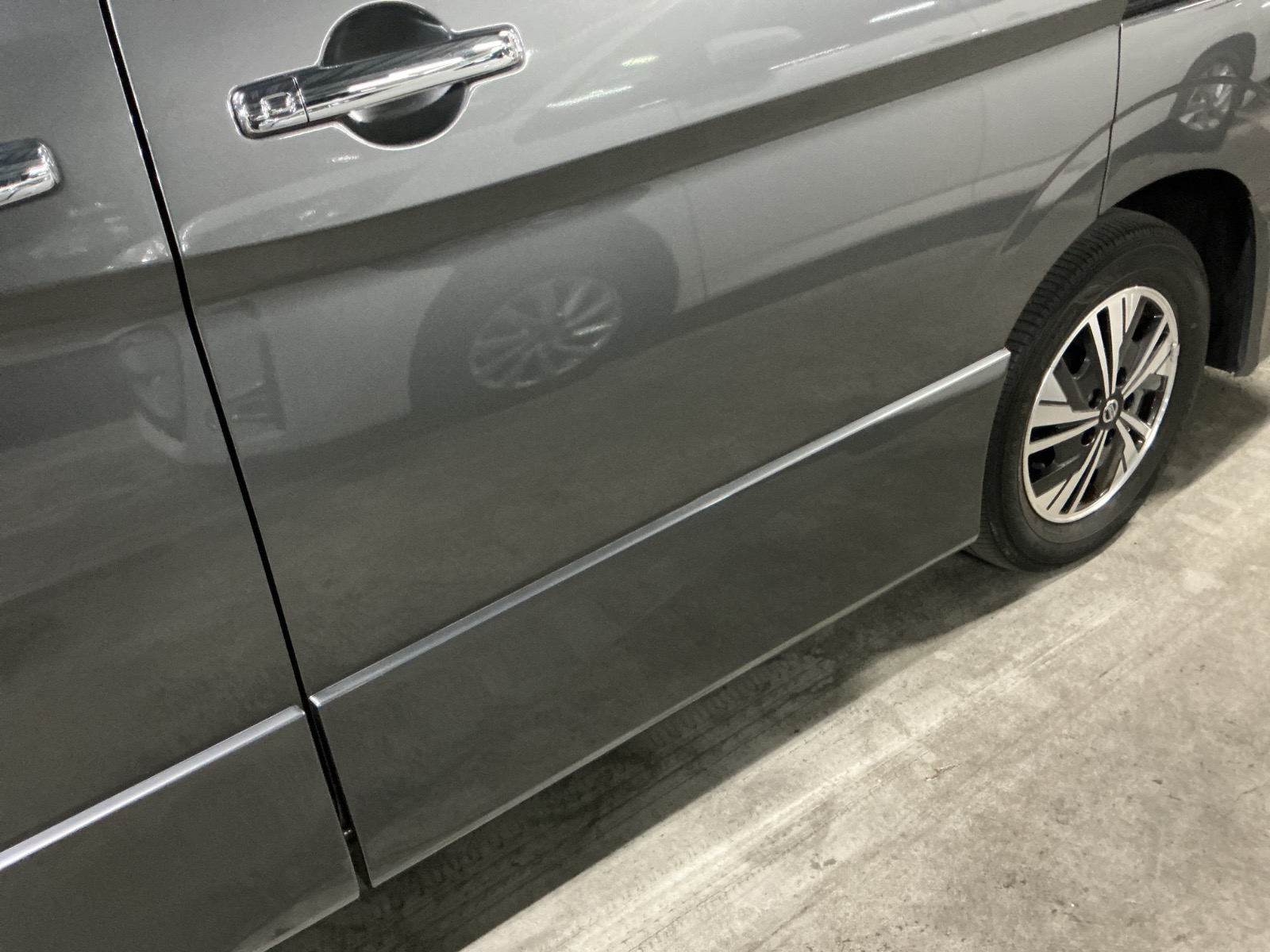 キズ・ヘコミ_25