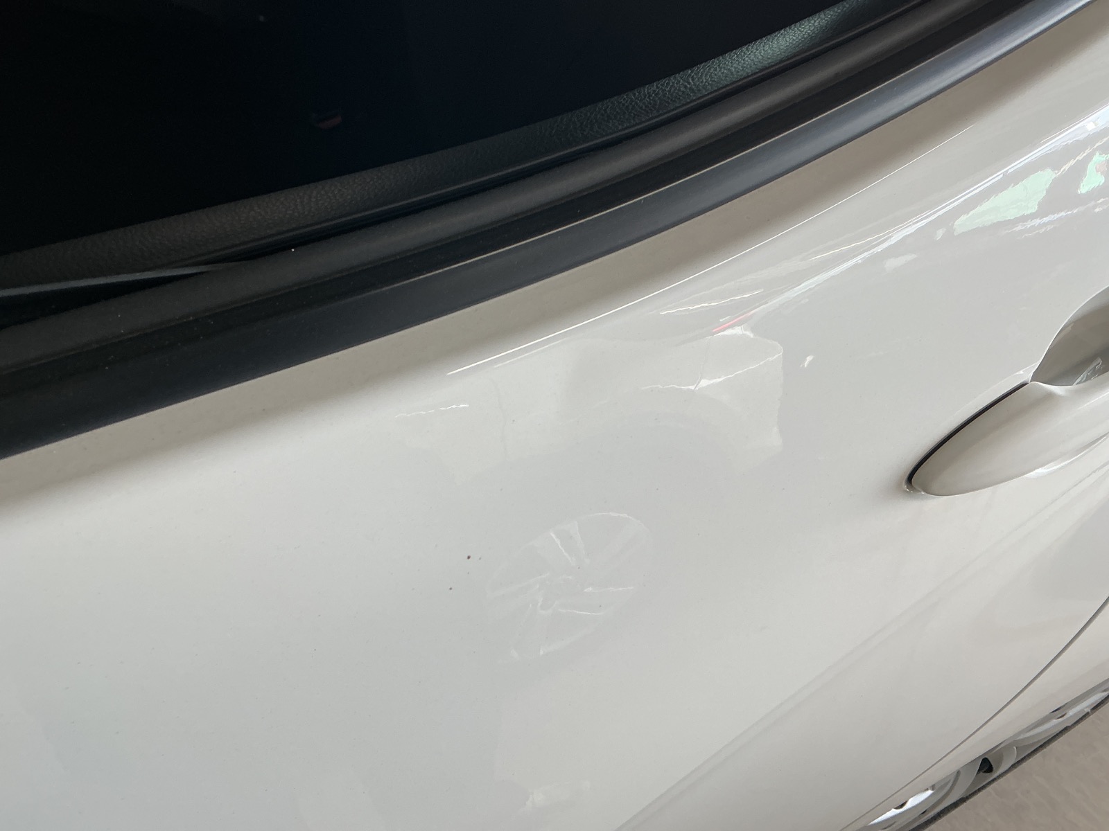 キズ・ヘコミ_27