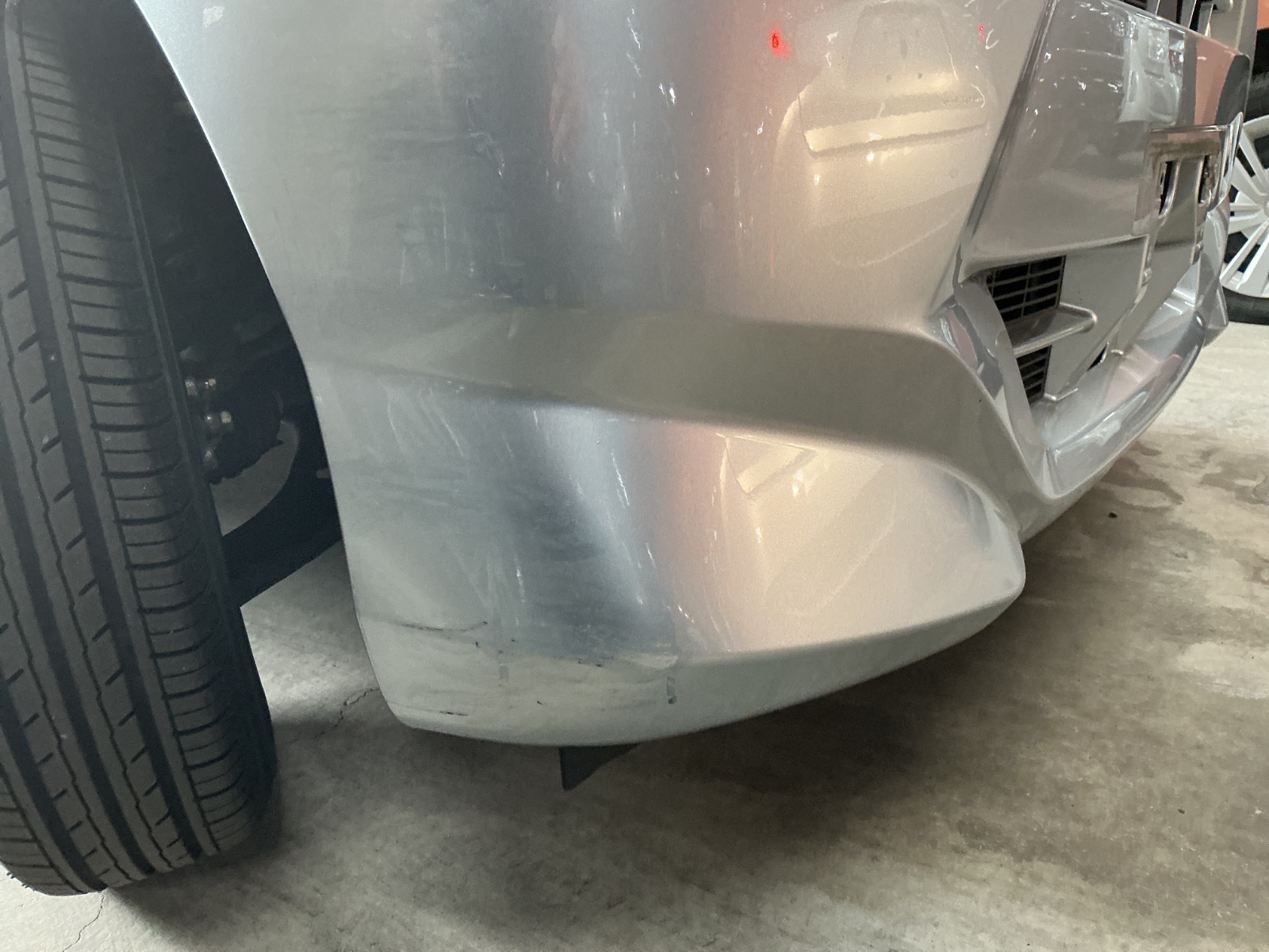 キズ・ヘコミ_06