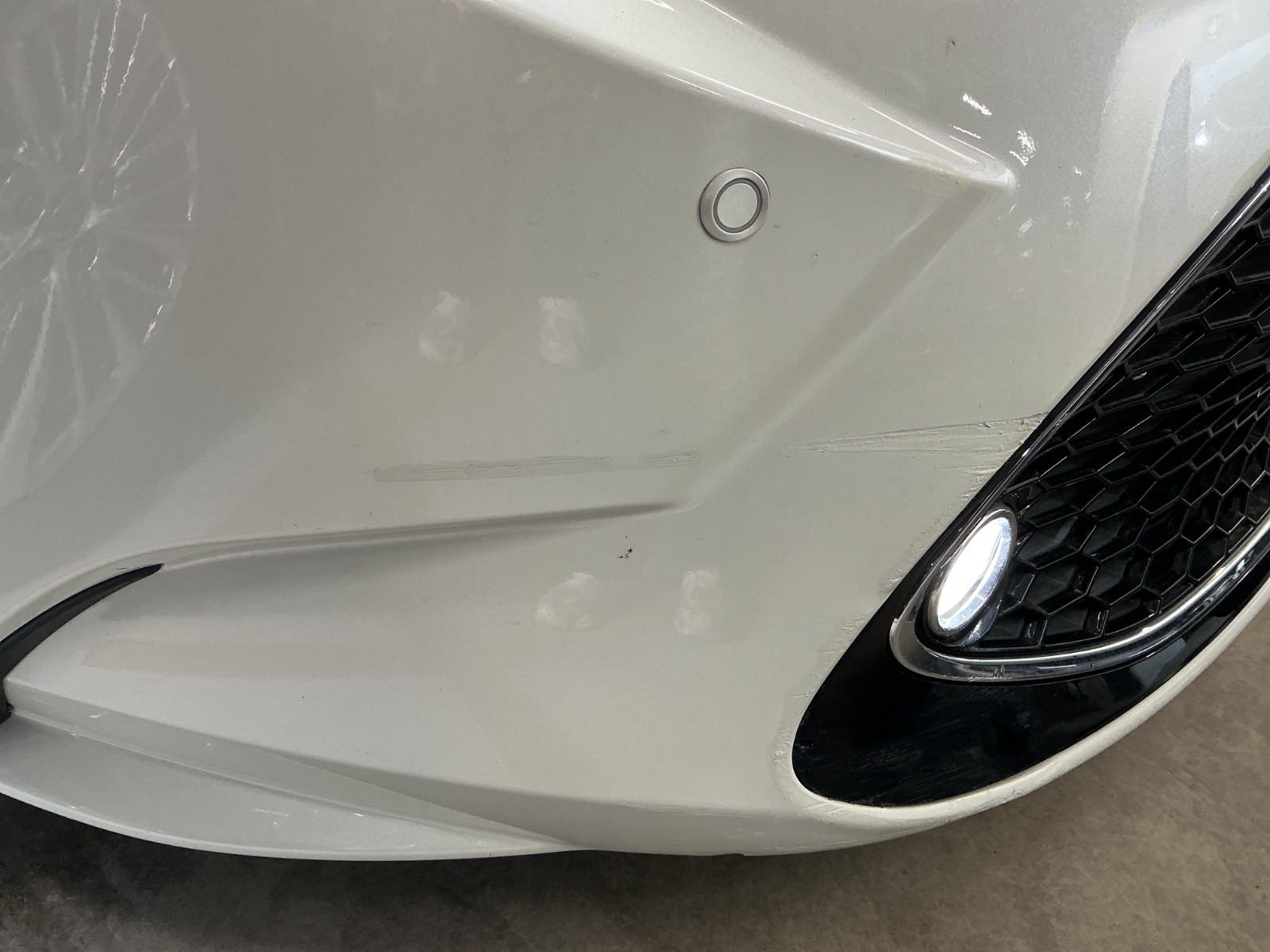 キズ・ヘコミ_06