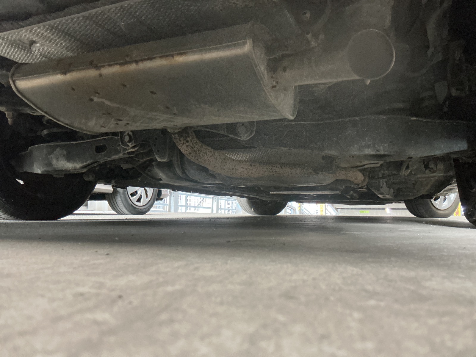 キズ・ヘコミ_64