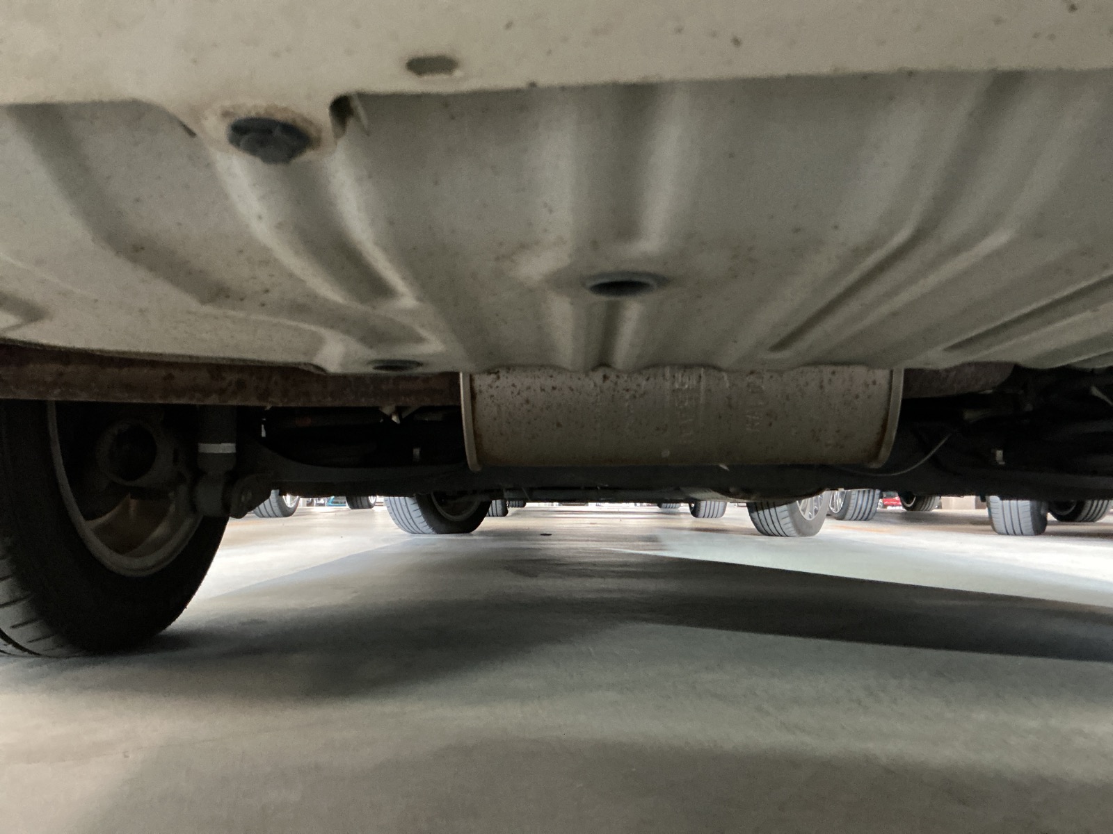 キズ・ヘコミ_64