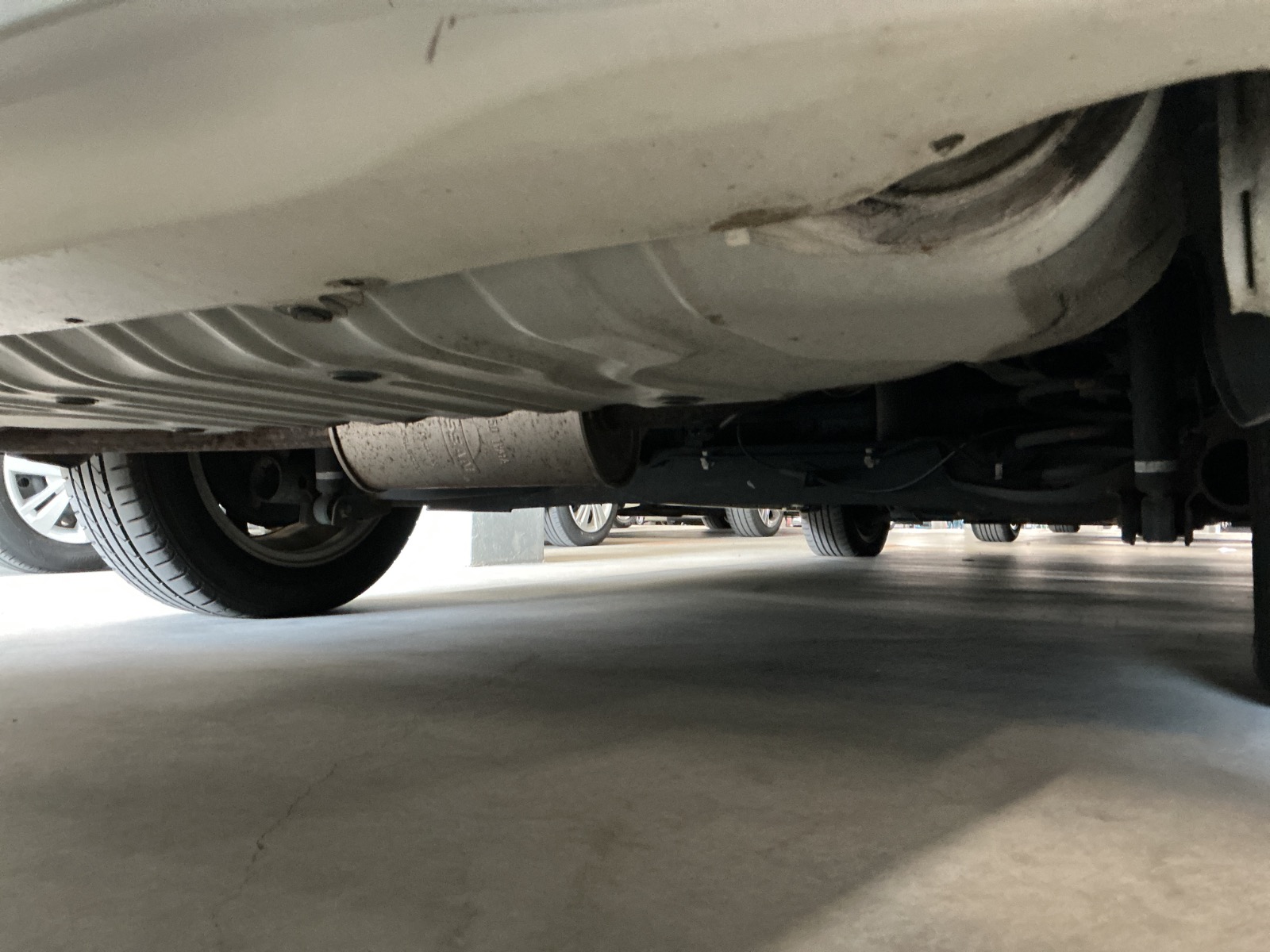 キズ・ヘコミ_65