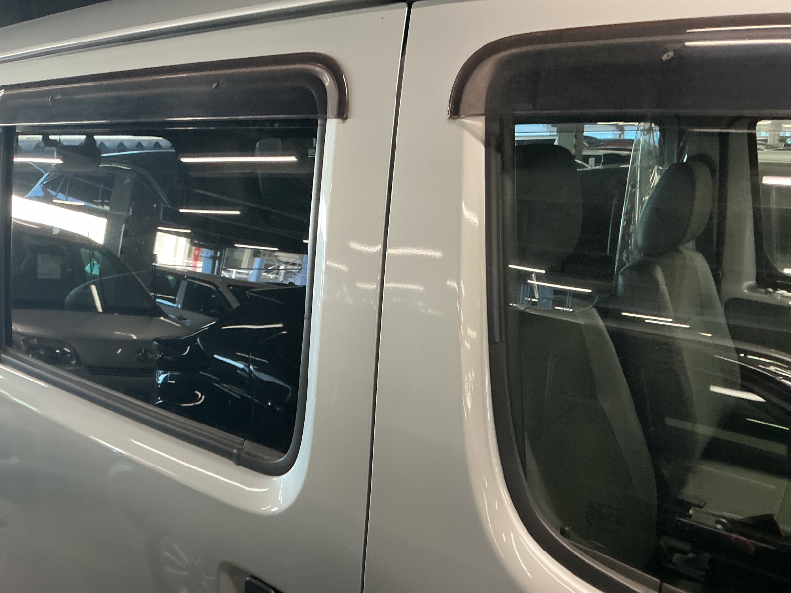 キズ・ヘコミ_33