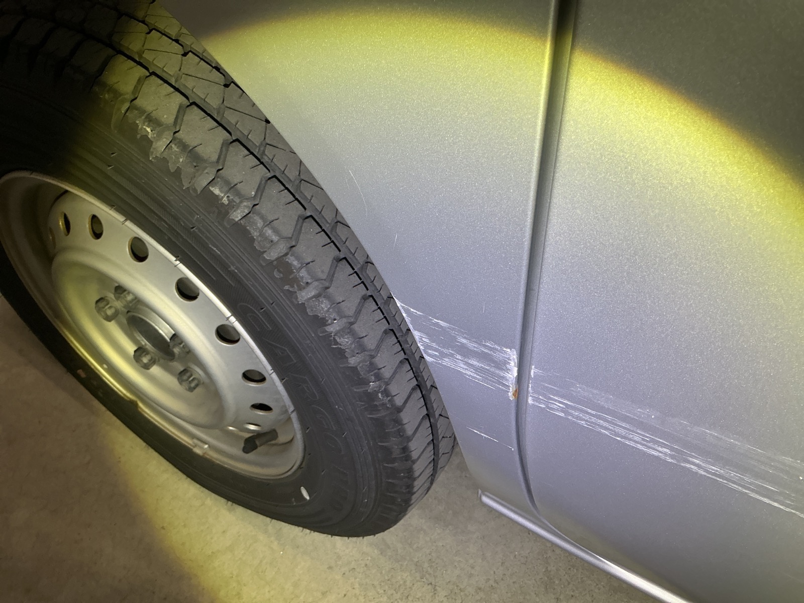 キズ・ヘコミ_40