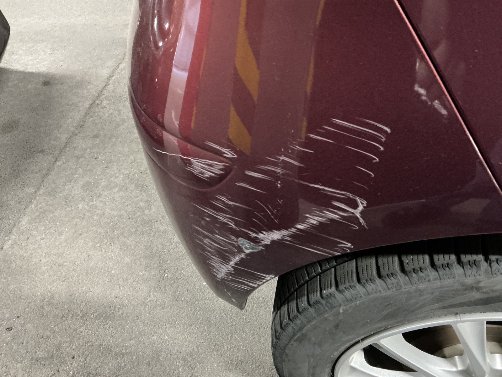 キズ・ヘコミ_56