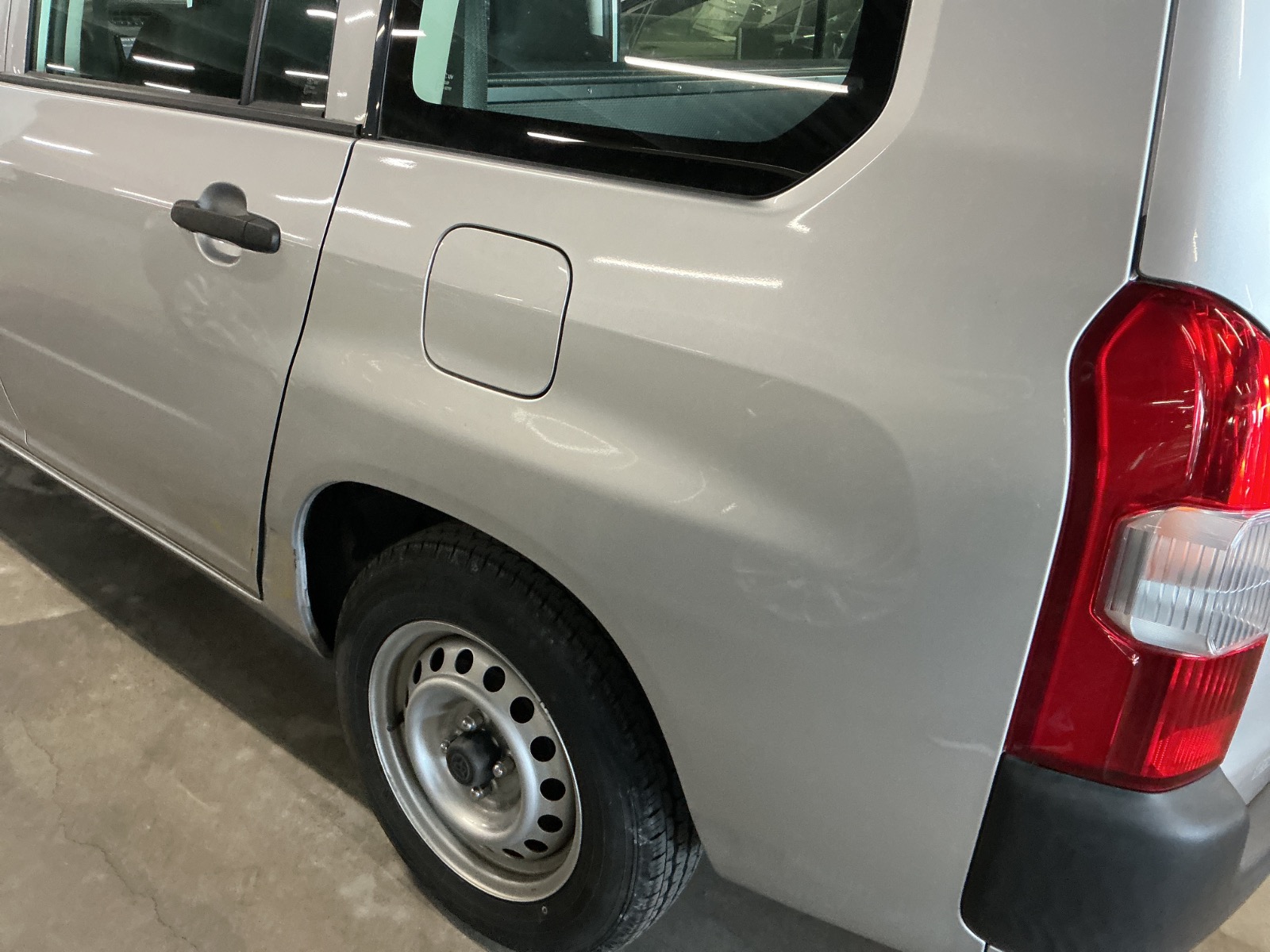 キズ・ヘコミ_38