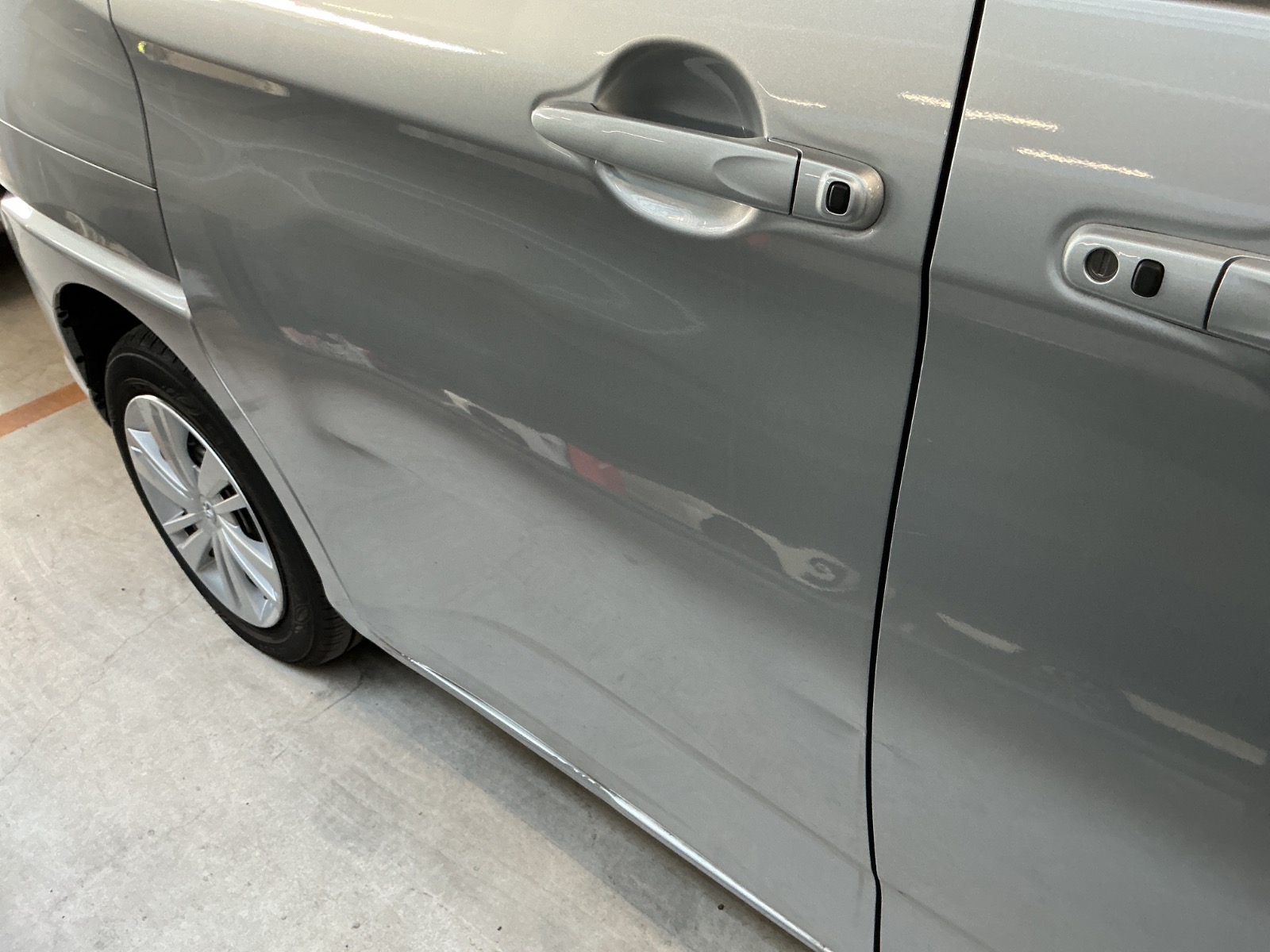 キズ・ヘコミ_27