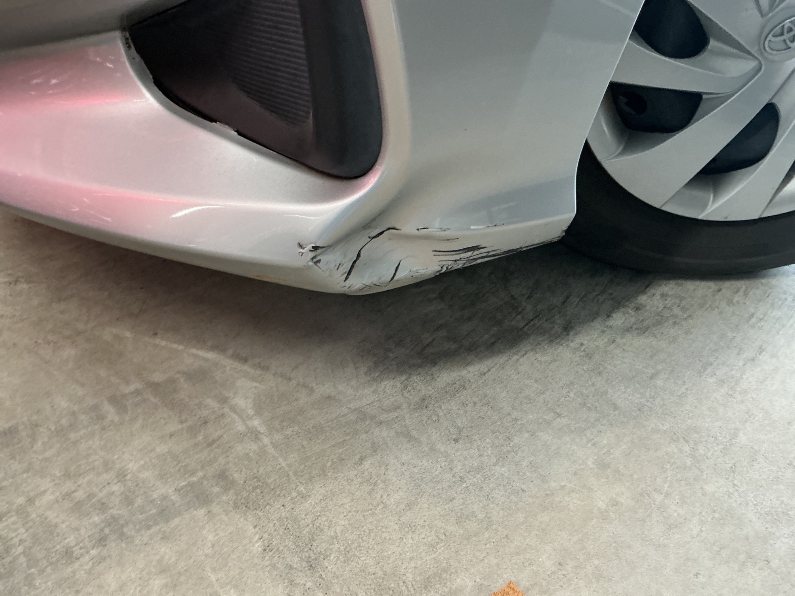 キズ・ヘコミ_05