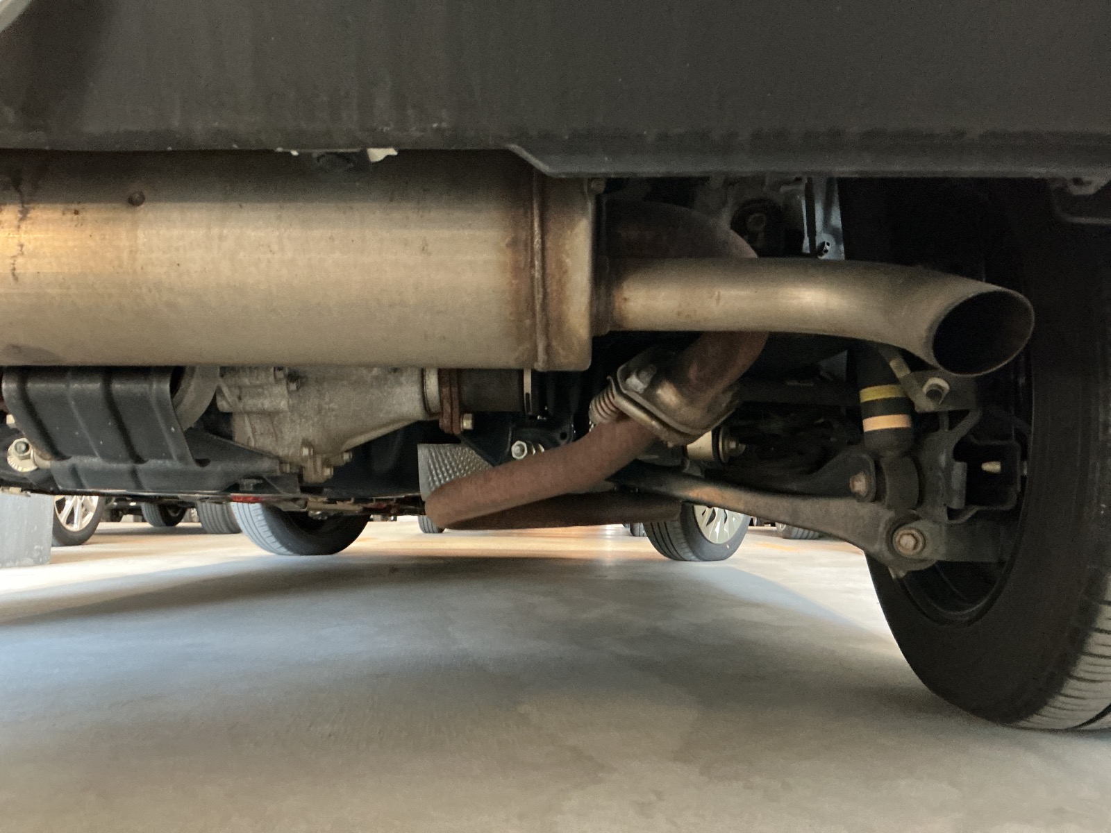 キズ・ヘコミ_64