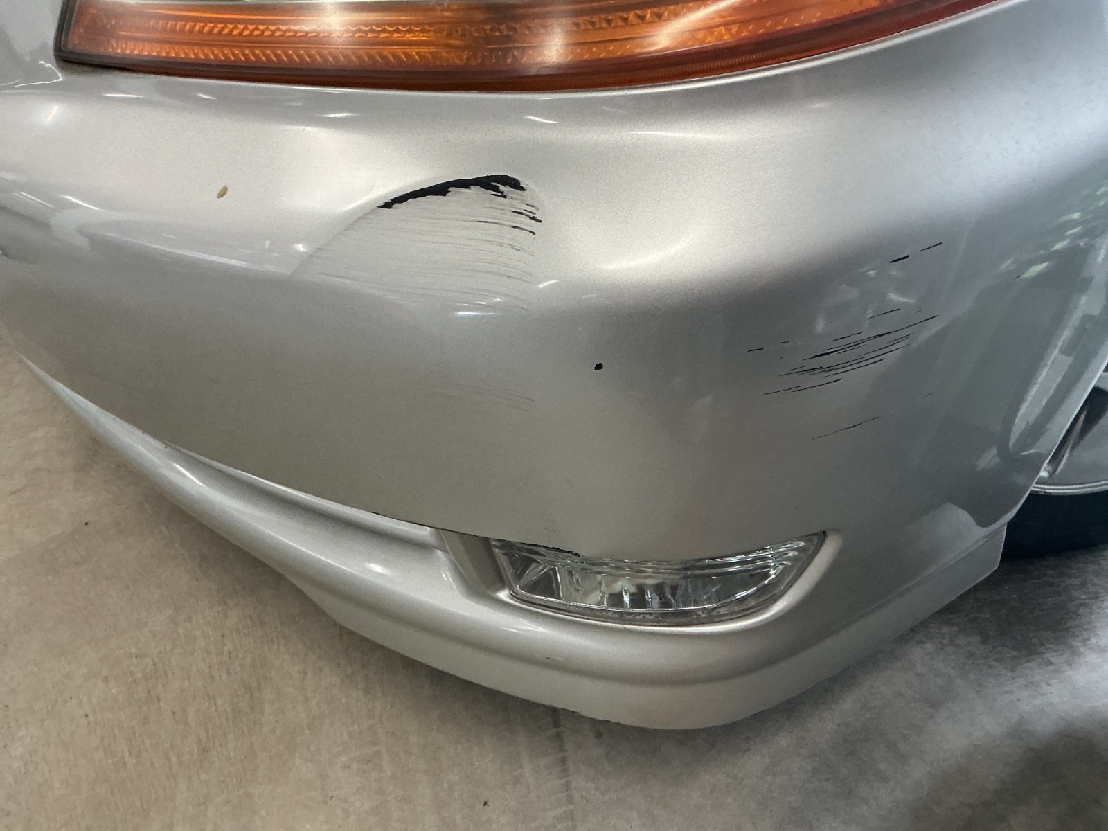 キズ・ヘコミ_05