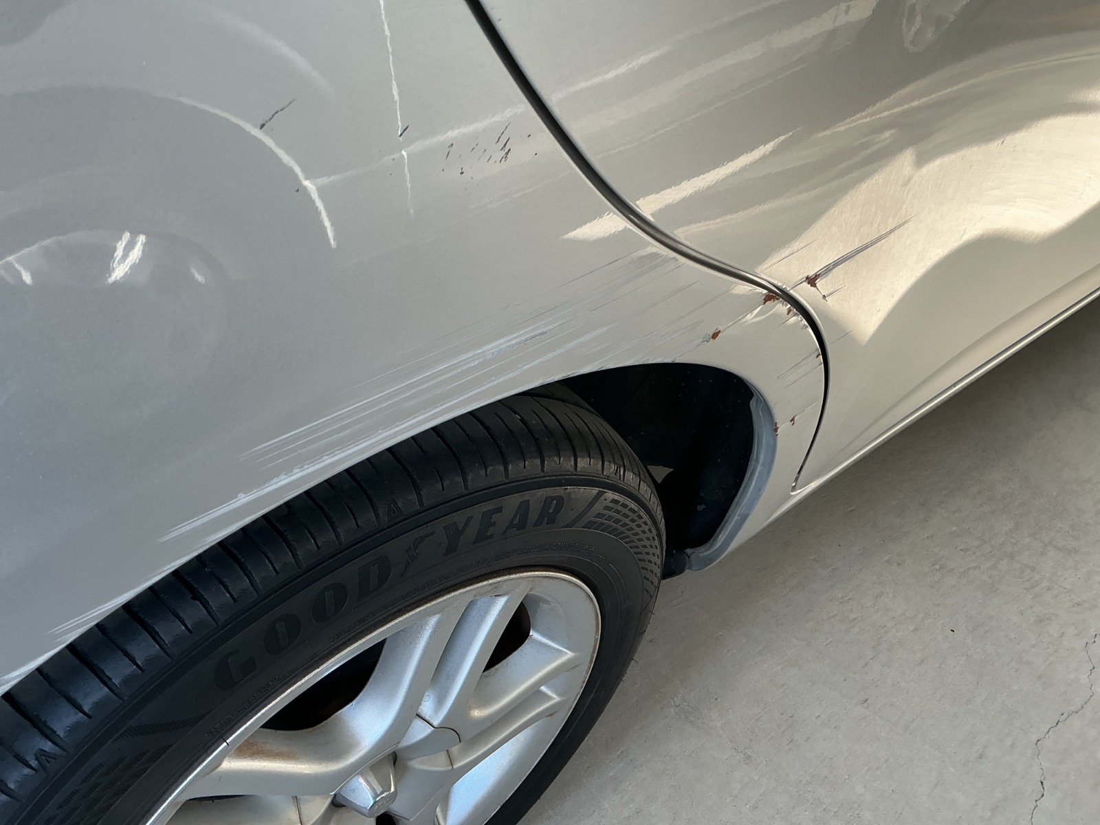 キズ・ヘコミ_40