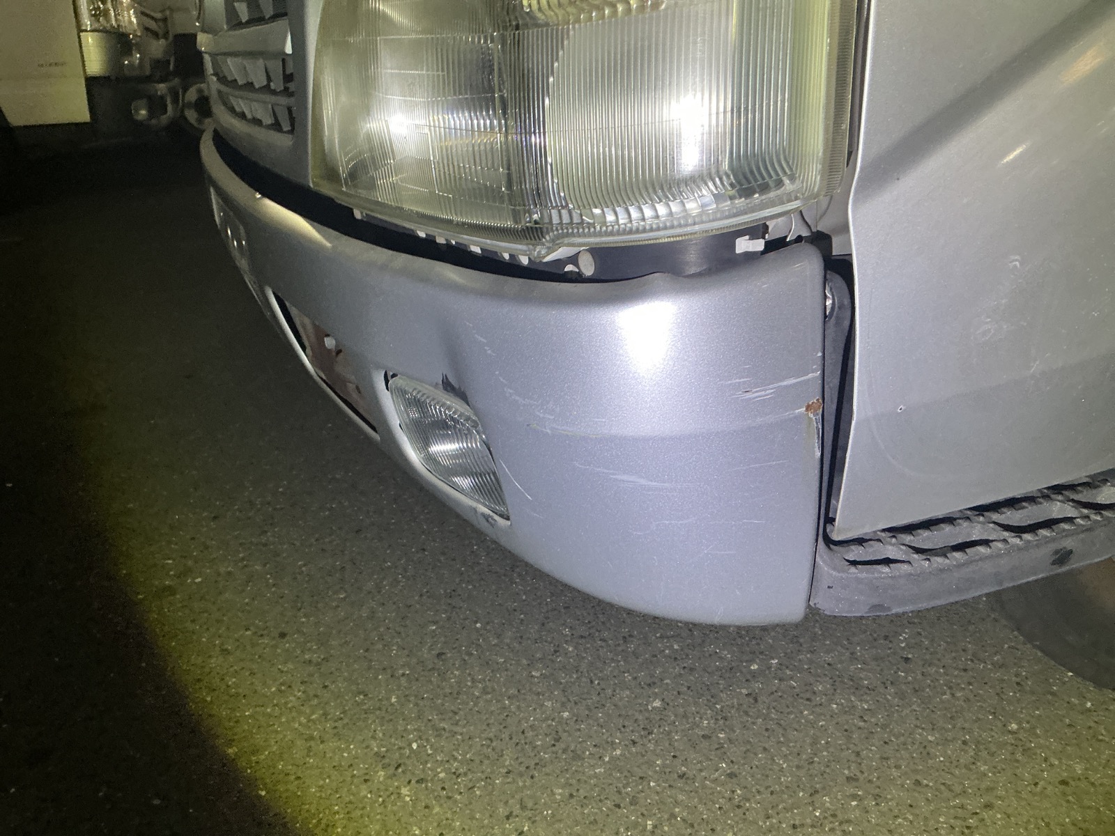 キズ・ヘコミ_05