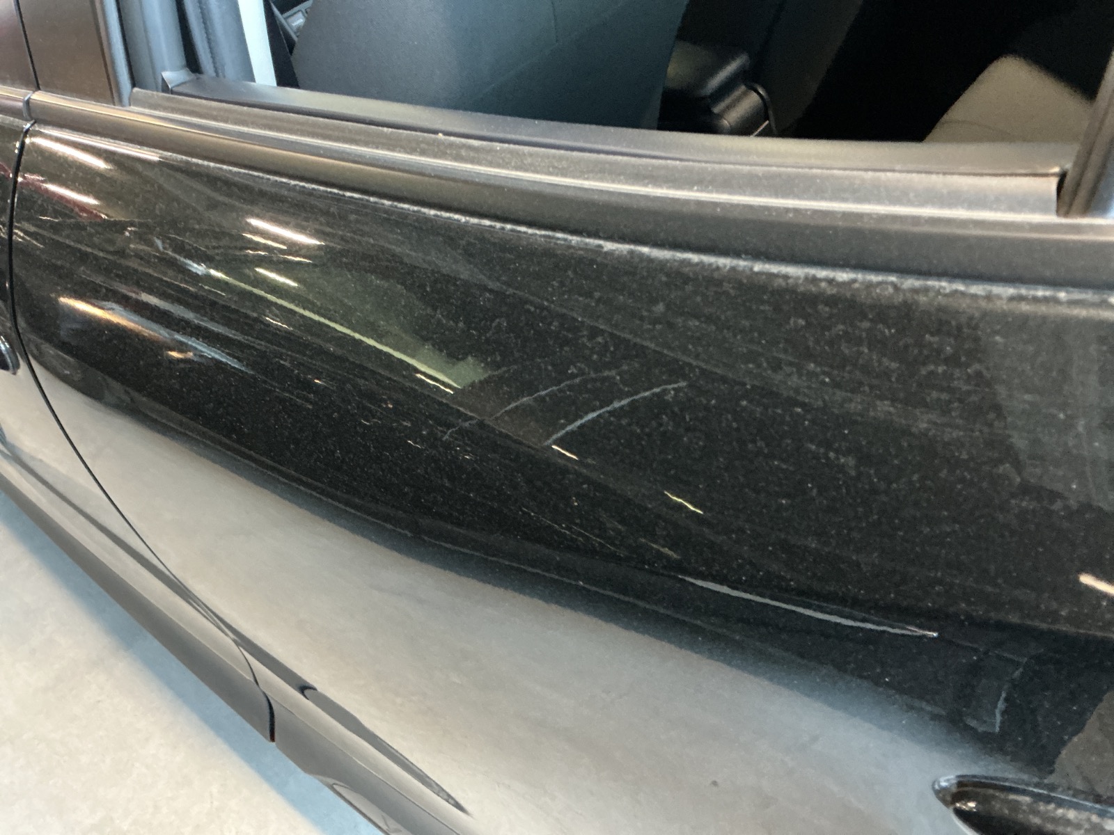 キズ・ヘコミ_25