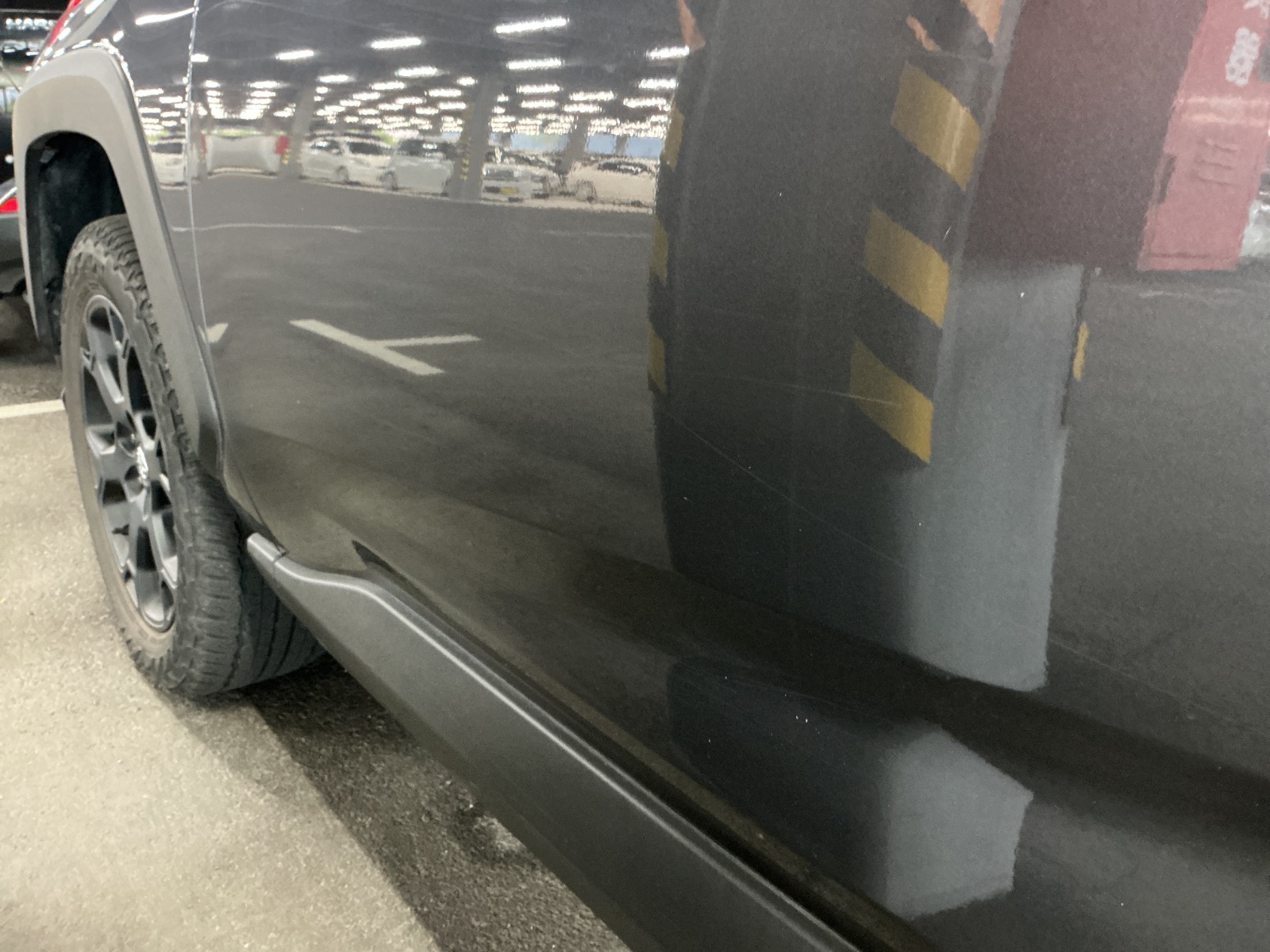 キズ・ヘコミ_17