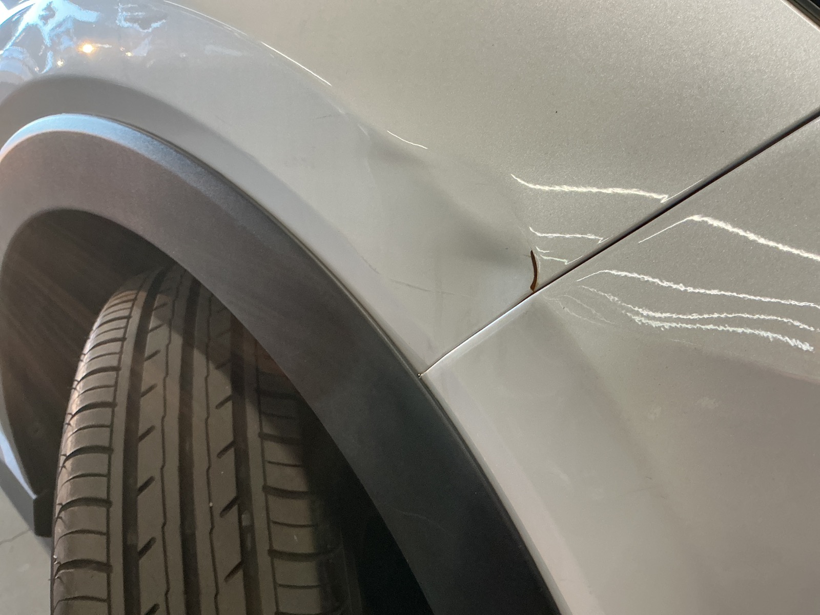 キズ・ヘコミ_06