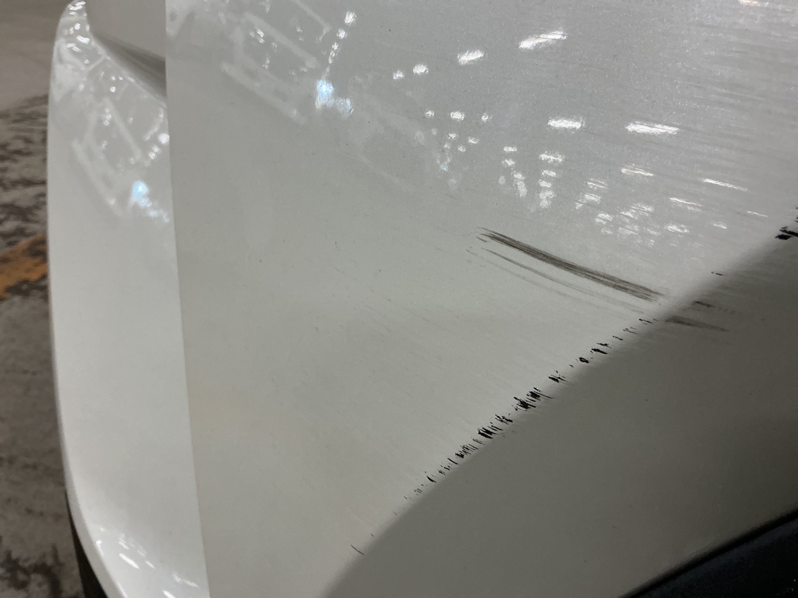 キズ・ヘコミ_10