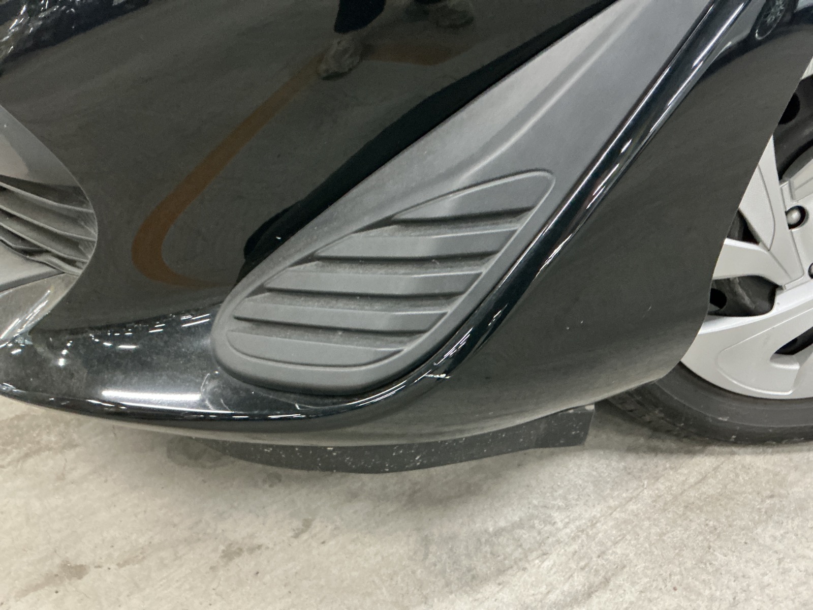 キズ・ヘコミ_06