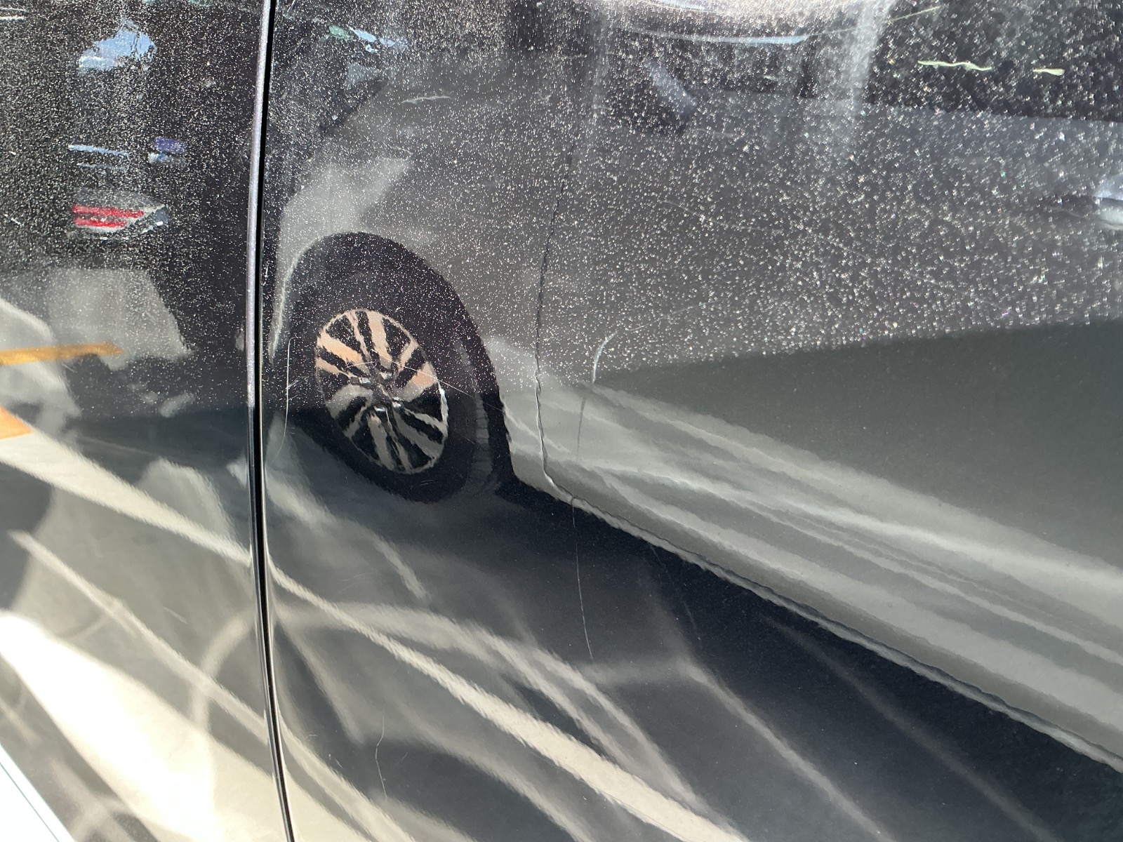 キズ・ヘコミ_24