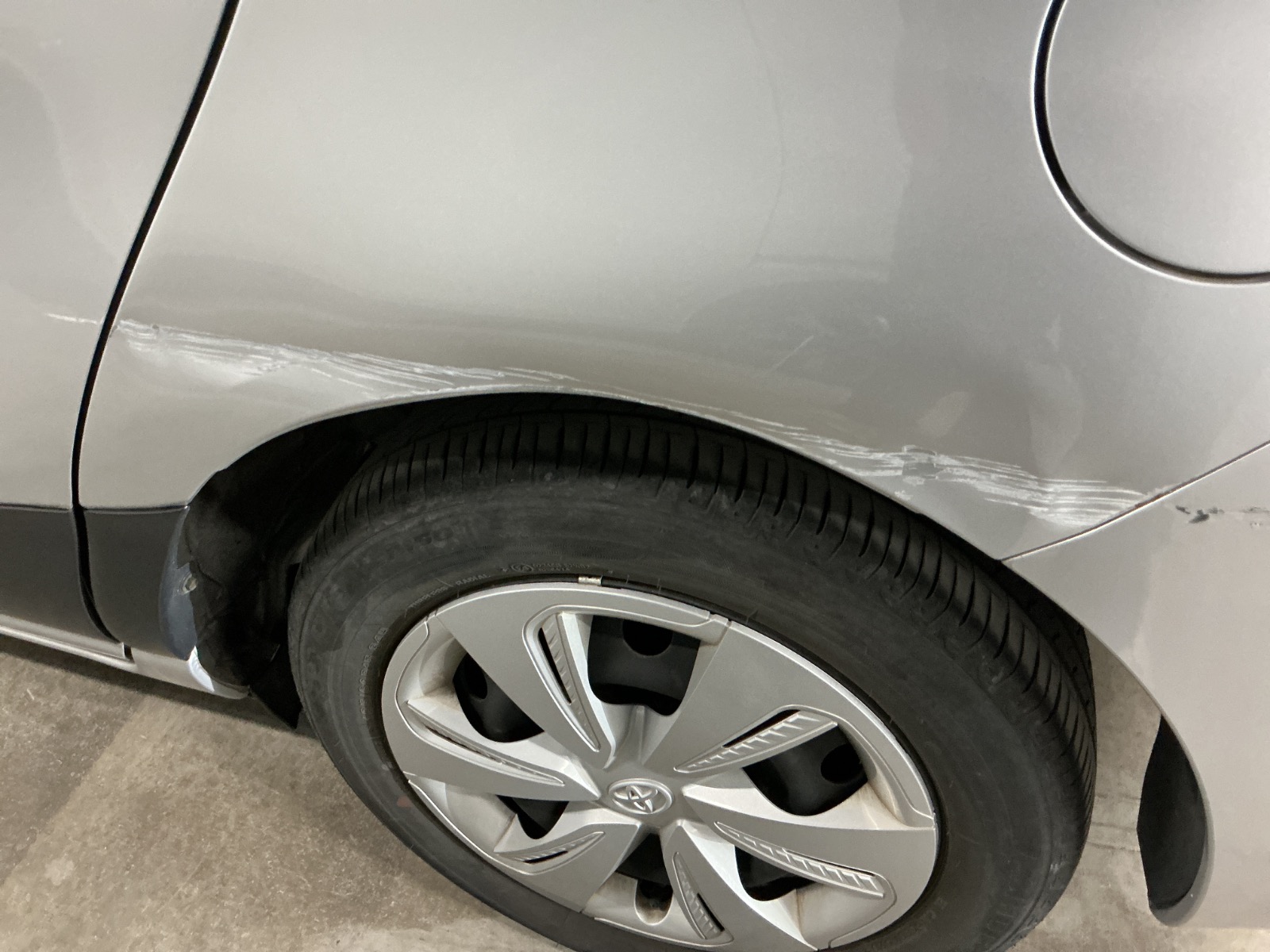 キズ・ヘコミ_38