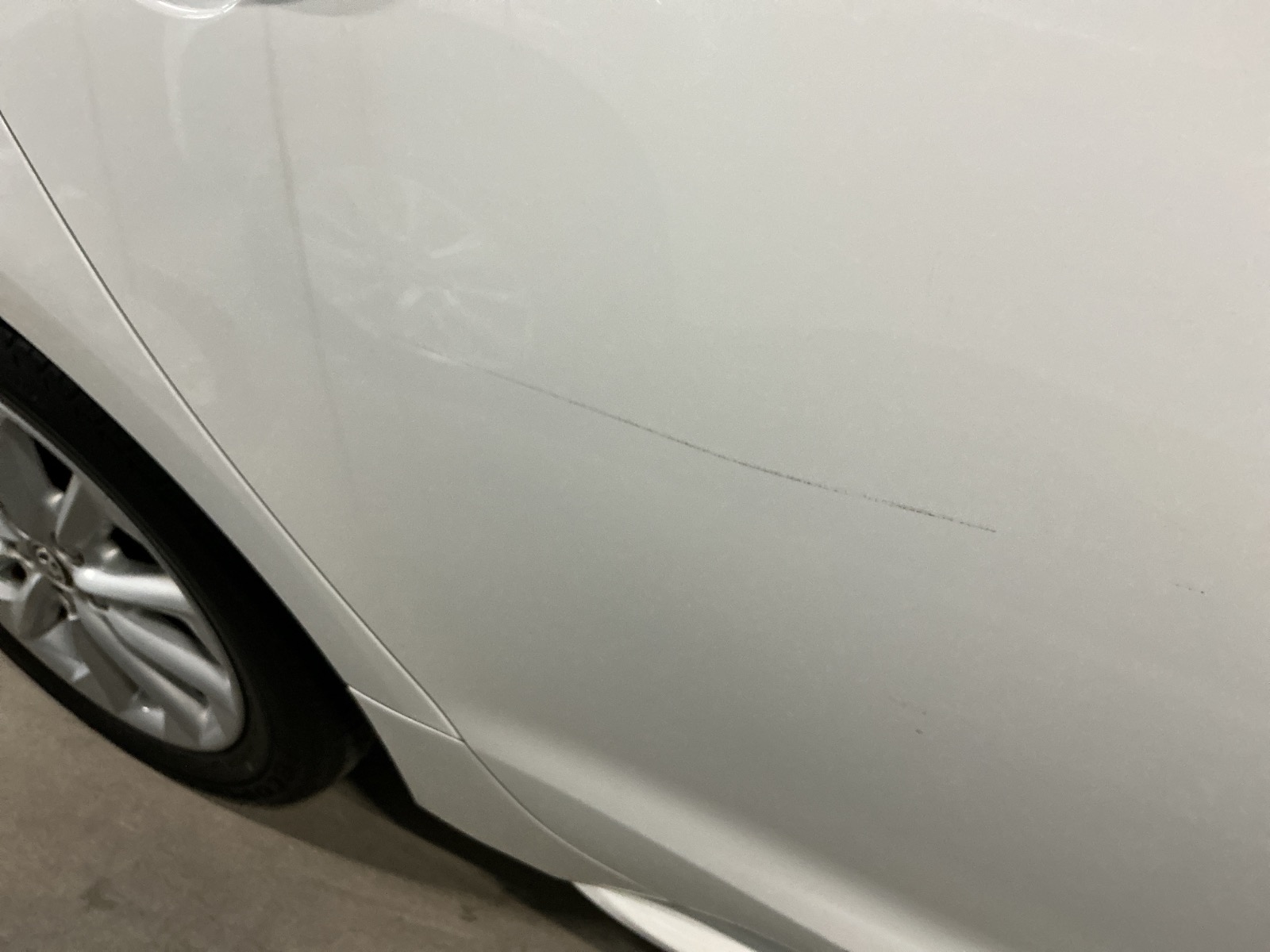 キズ・ヘコミ_27