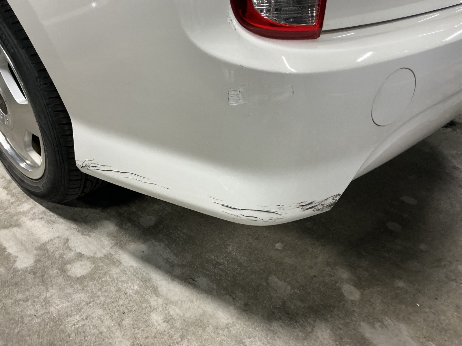 キズ・ヘコミ_55