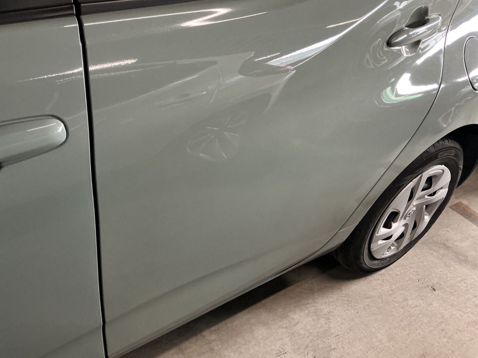 キズ・ヘコミ_25