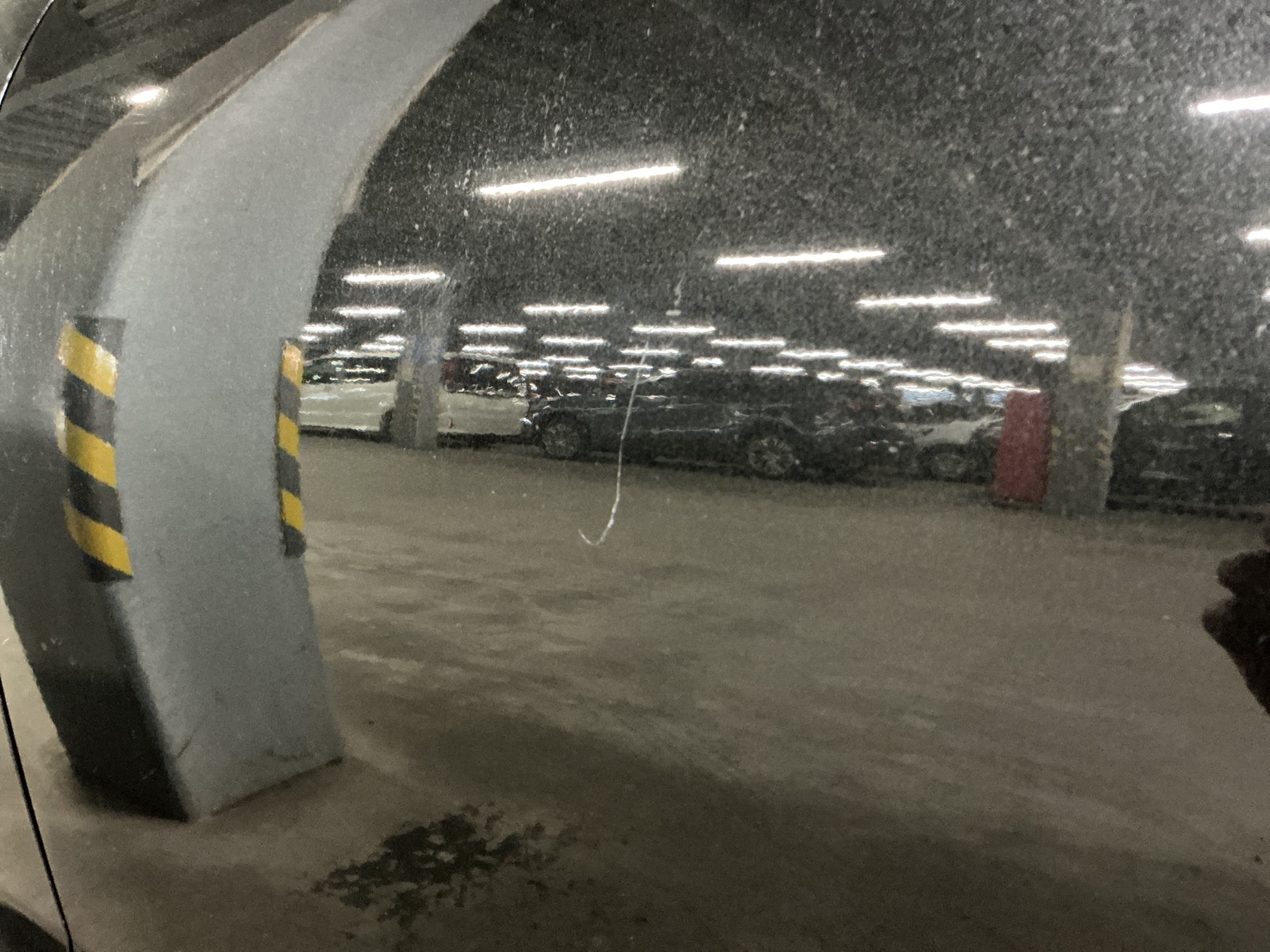 キズ・ヘコミ_24