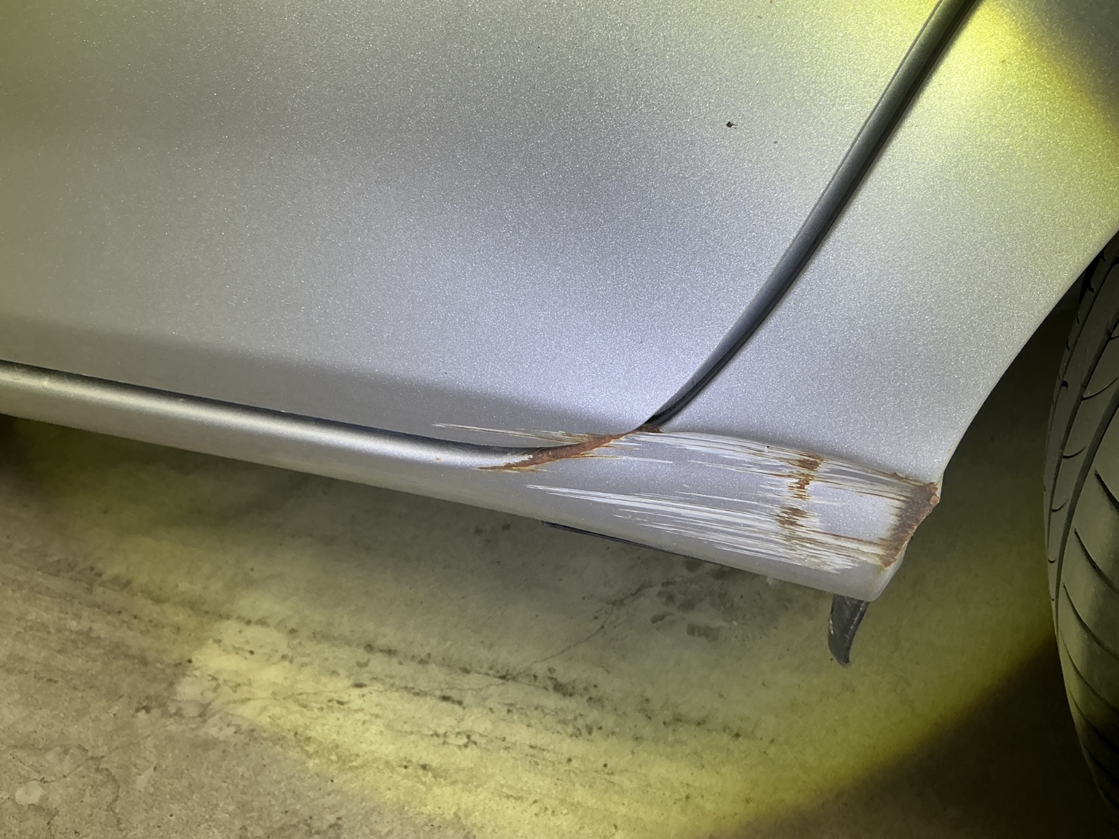 キズ・ヘコミ_21