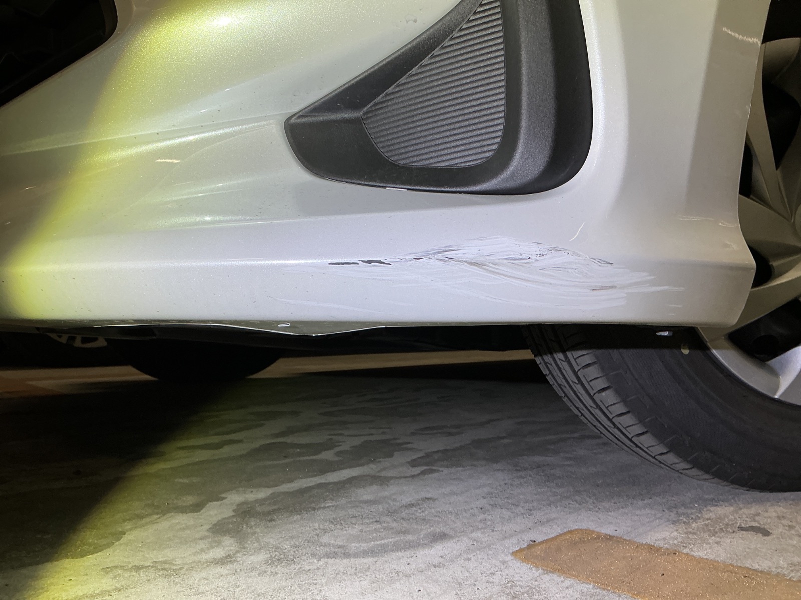 キズ・ヘコミ_05