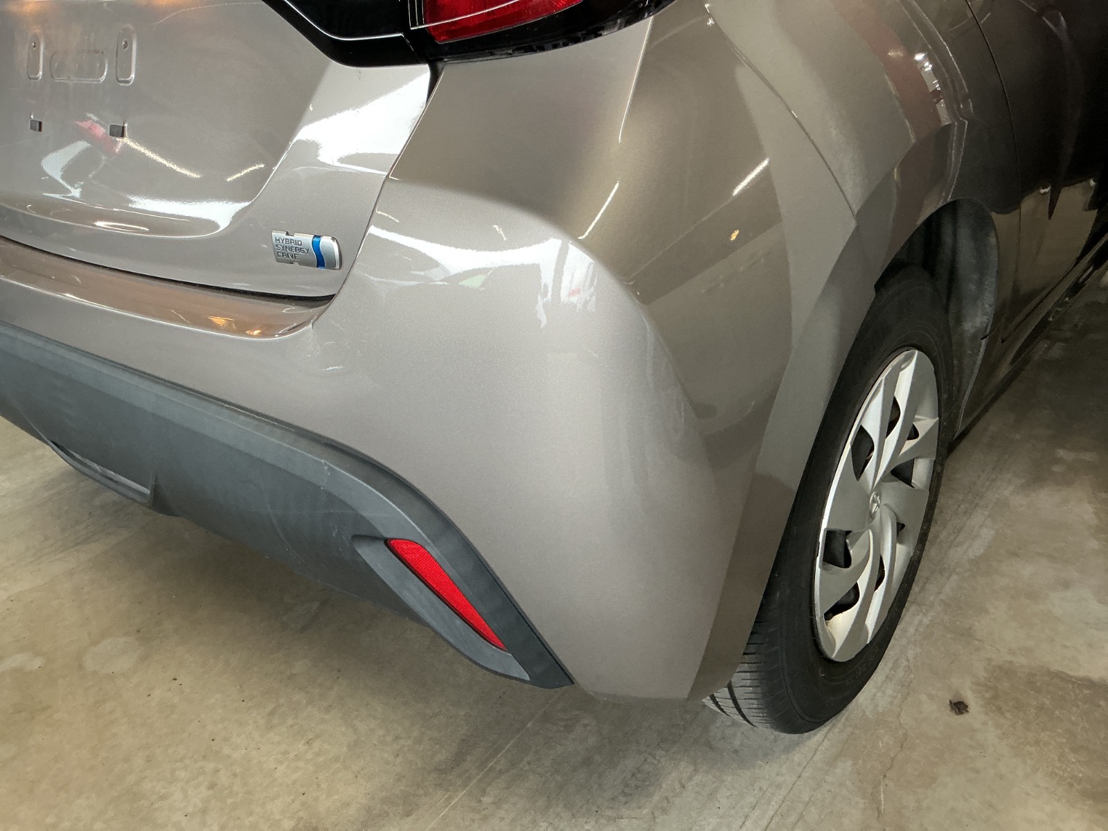 キズ・ヘコミ_56