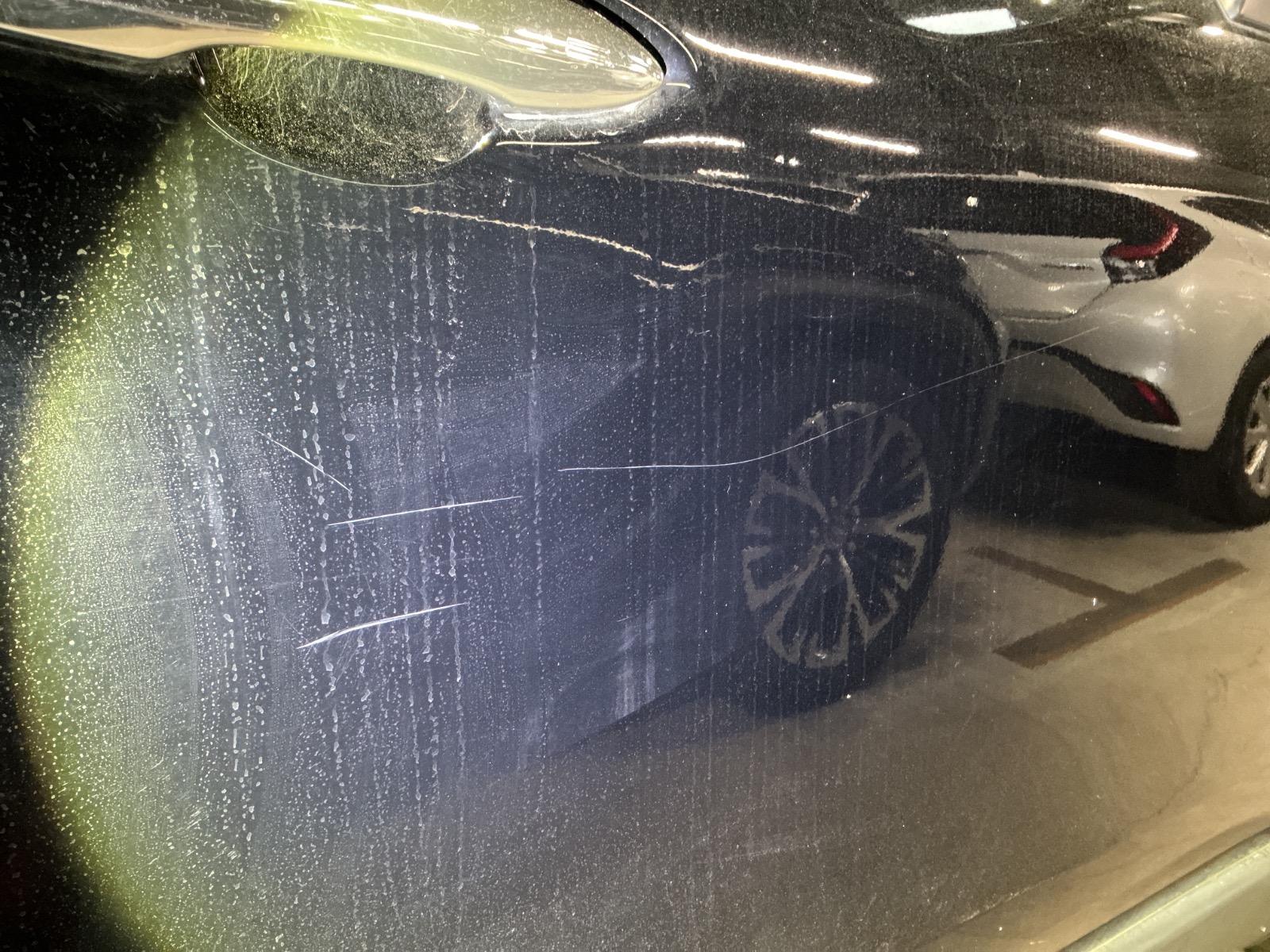 キズ・ヘコミ_19