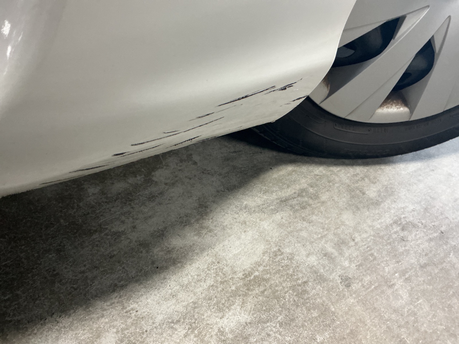 キズ・ヘコミ_05