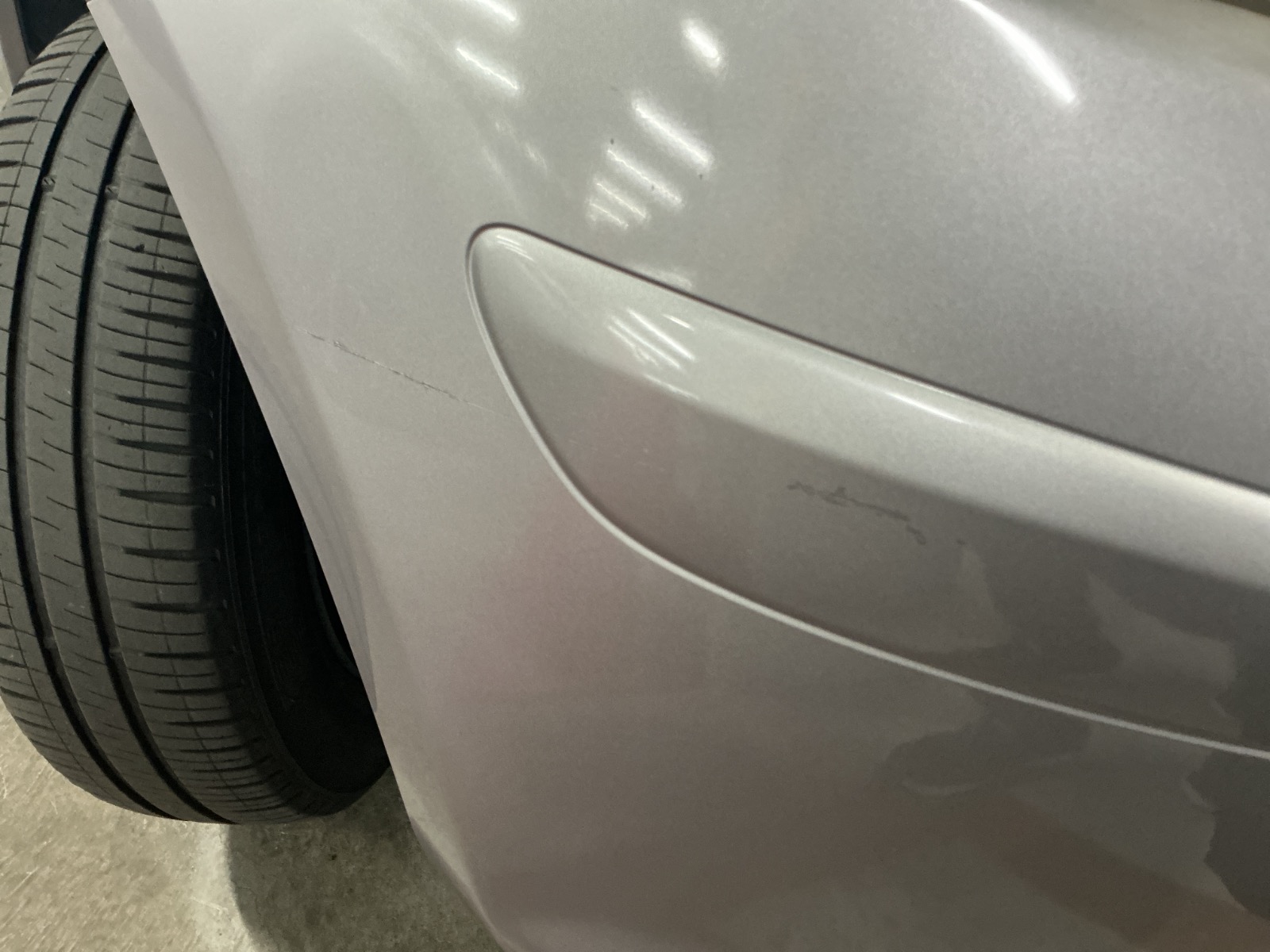 キズ・ヘコミ_06