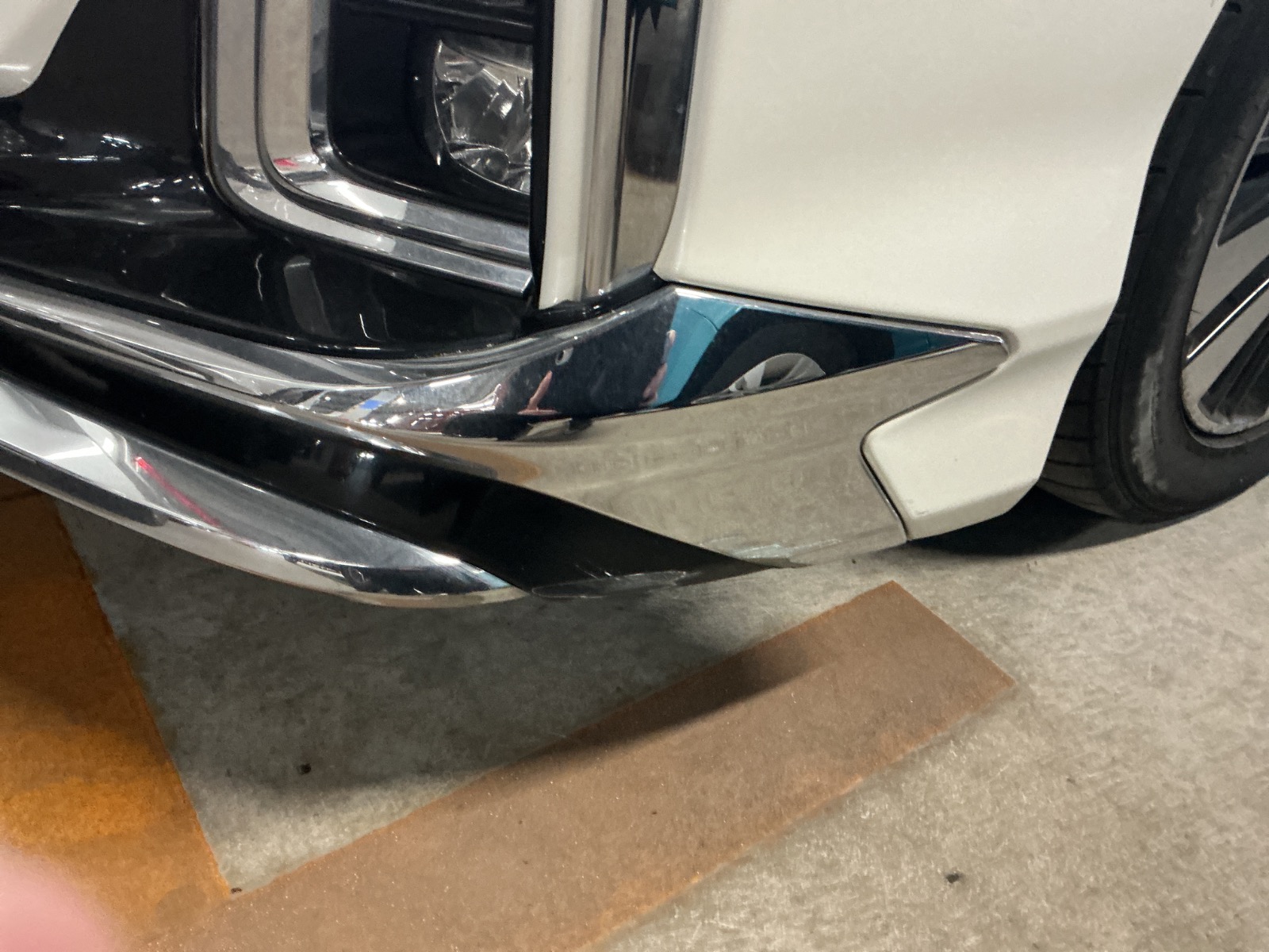 キズ・ヘコミ_05