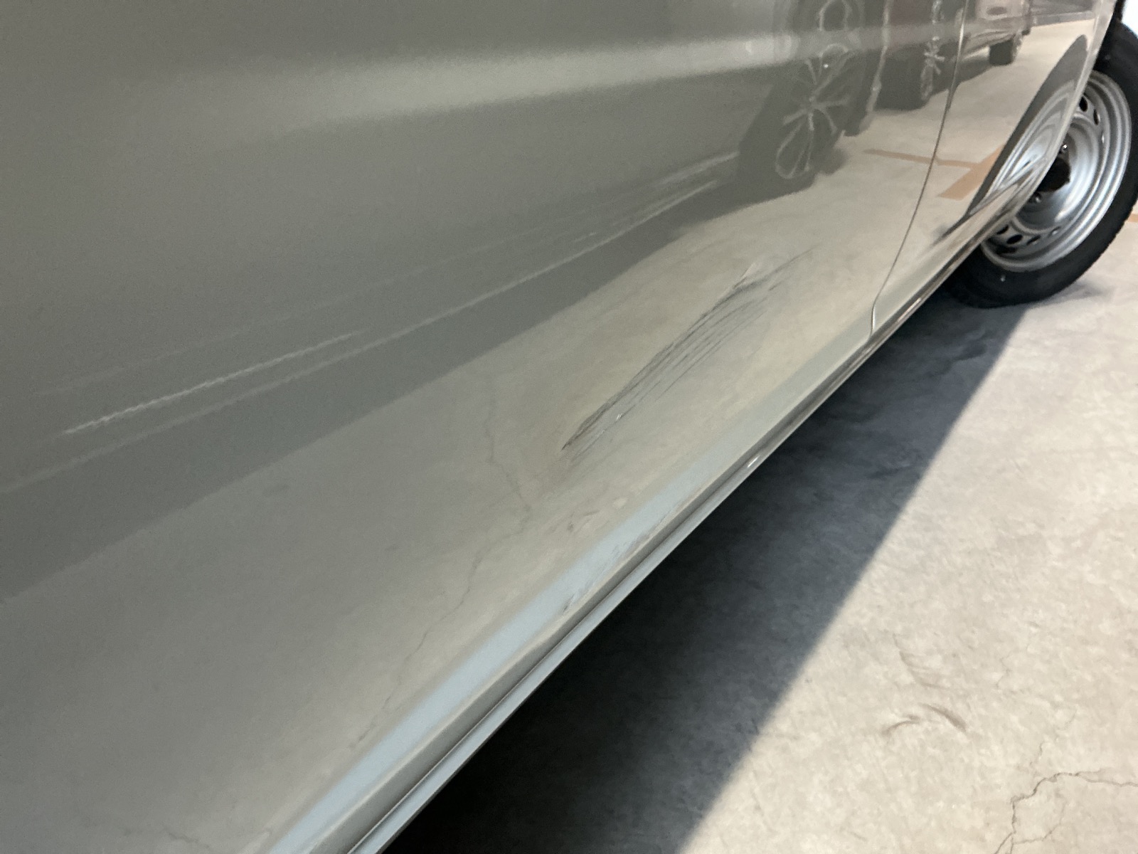 キズ・ヘコミ_27