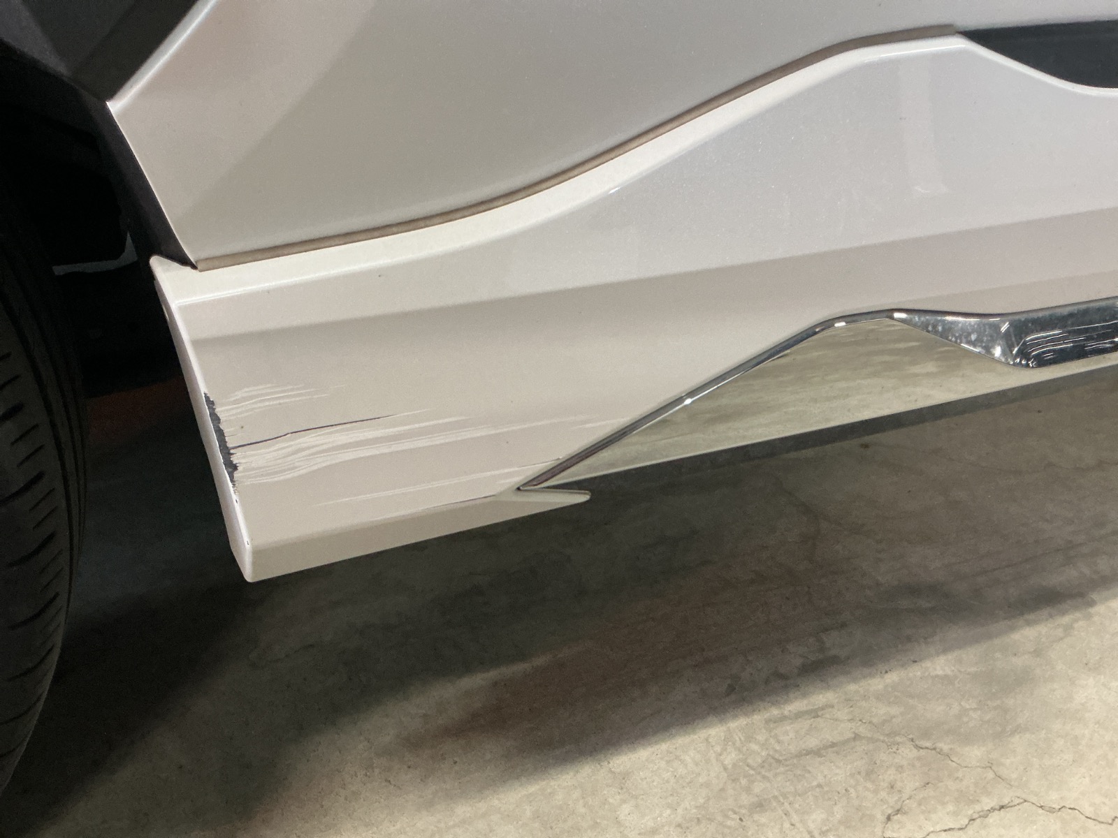 キズ・ヘコミ_27