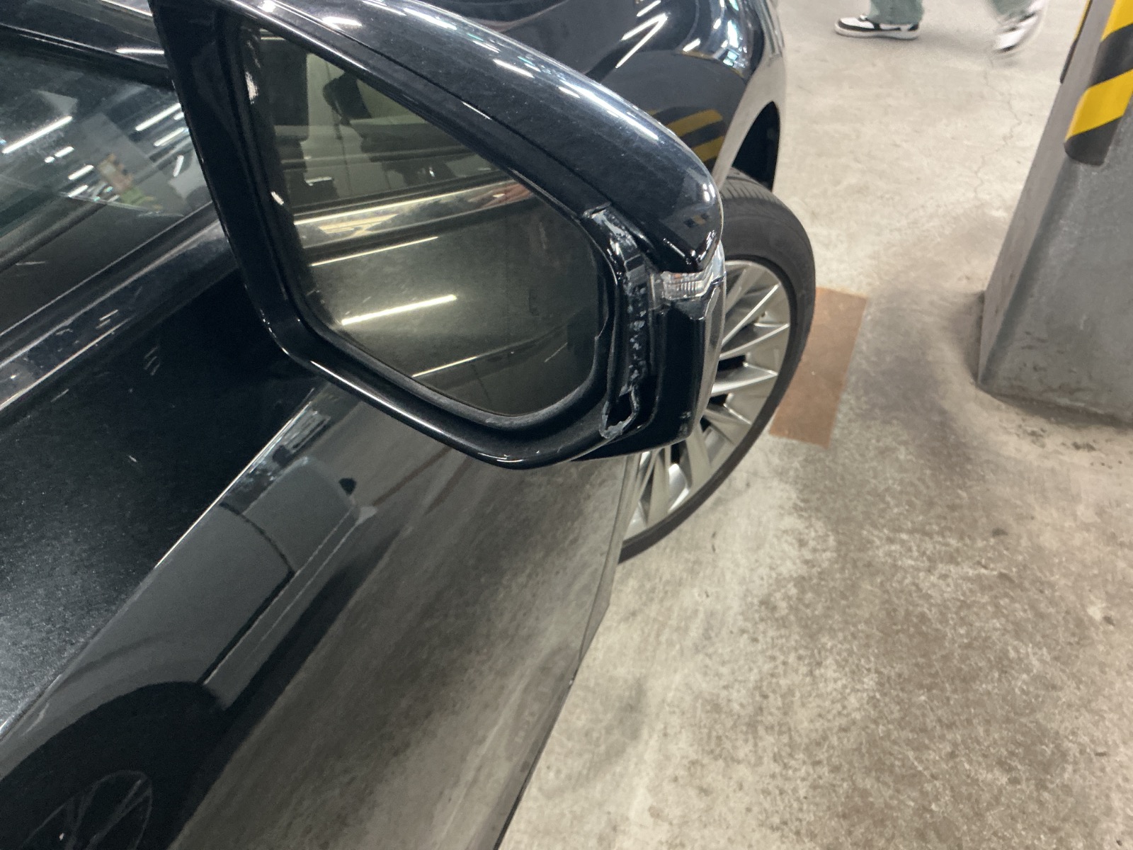 キズ・ヘコミ_64