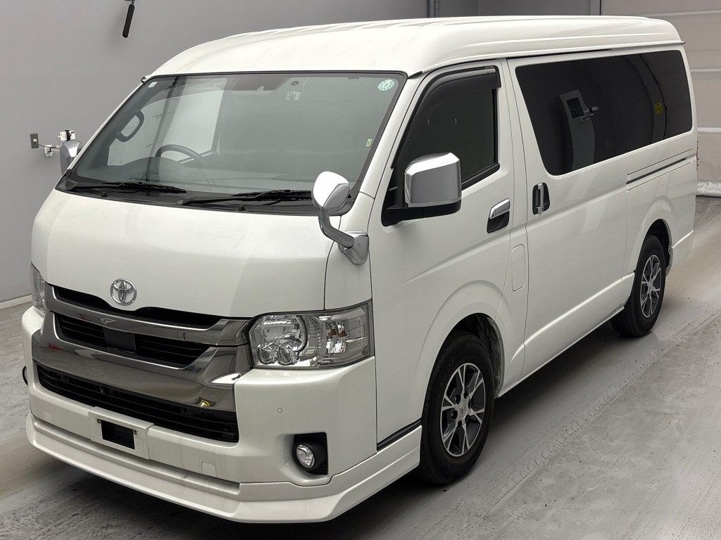 トヨタ ハイエース S-GLダークプライム2