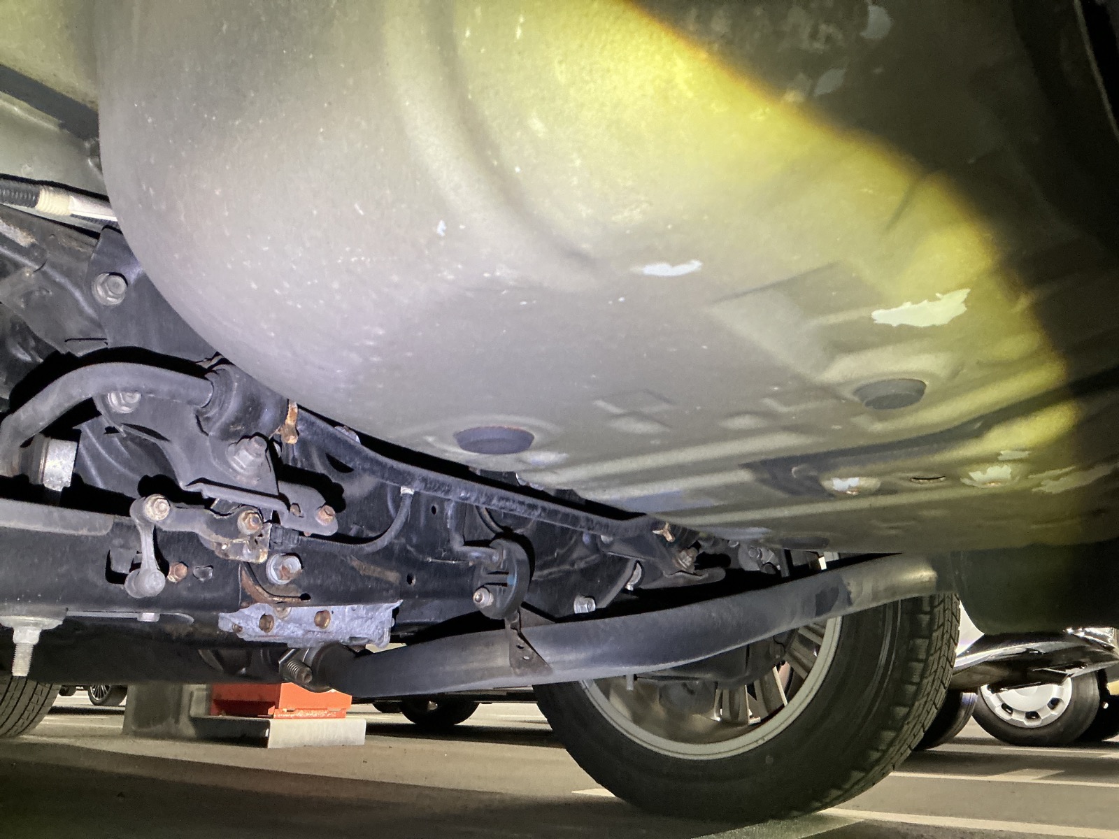 キズ・ヘコミ_64