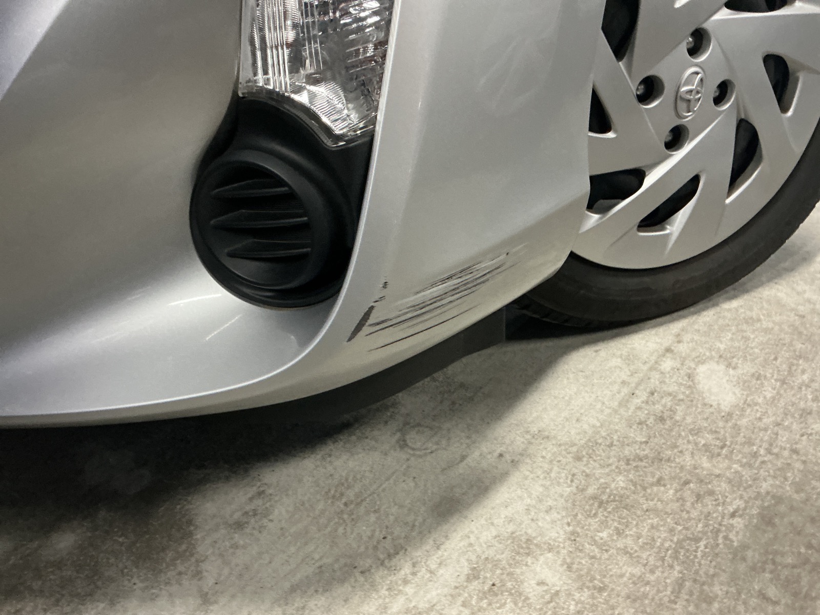 キズ・ヘコミ_05