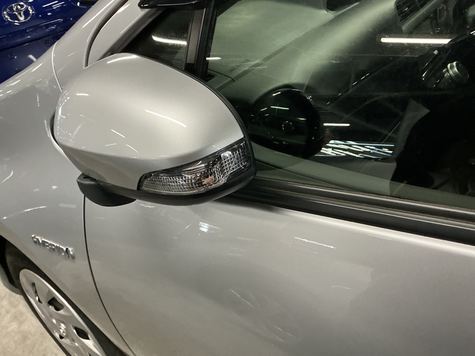 キズ・ヘコミ_64