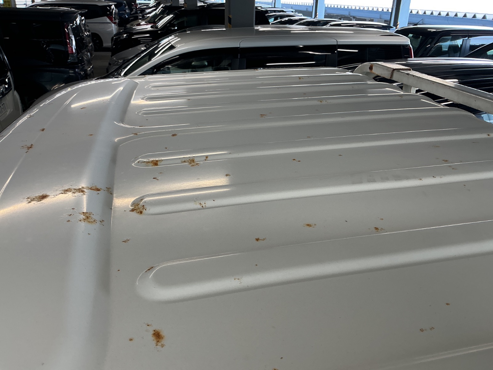 キズ・ヘコミ_36