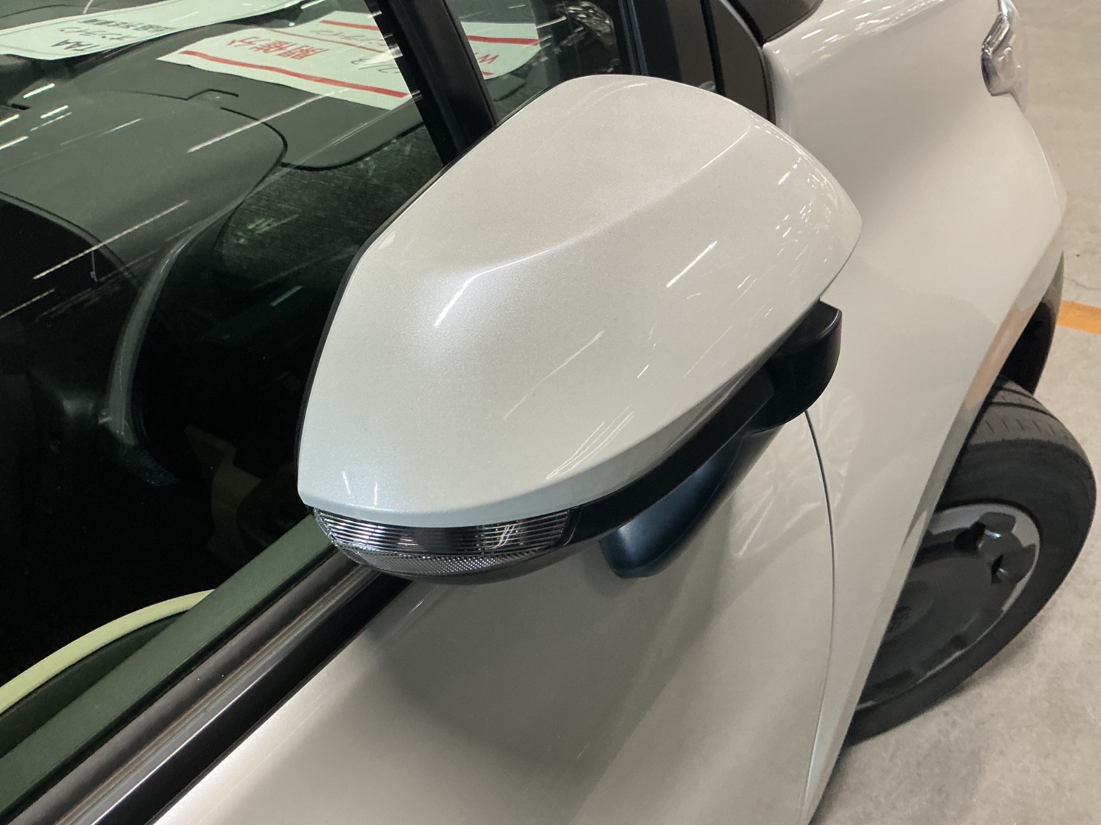 キズ・ヘコミ_64