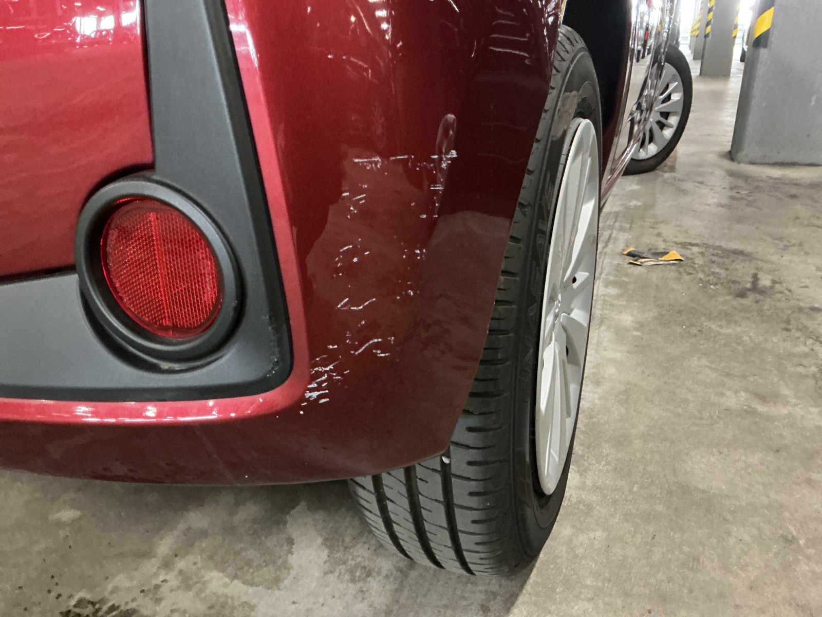 キズ・ヘコミ_56