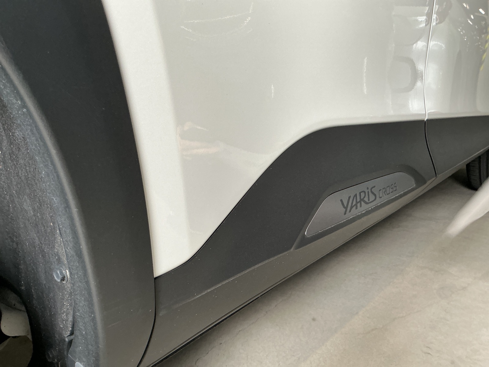 キズ・ヘコミ_26