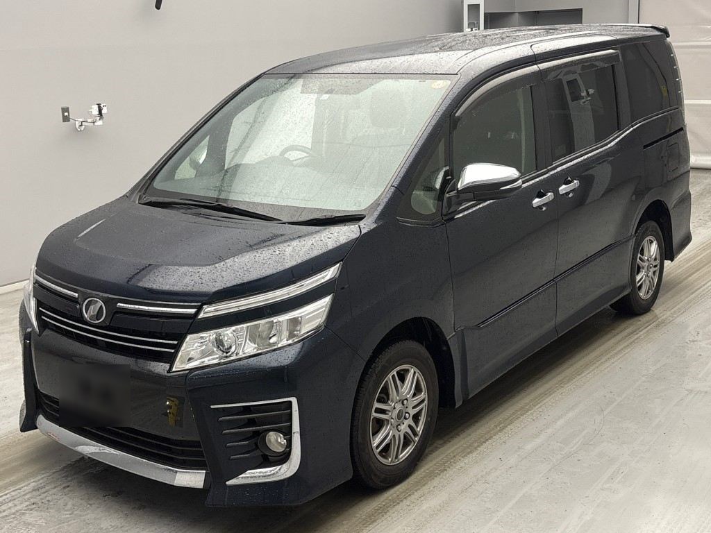 ヴォクシー ZSキラメキ4WD 7ニン